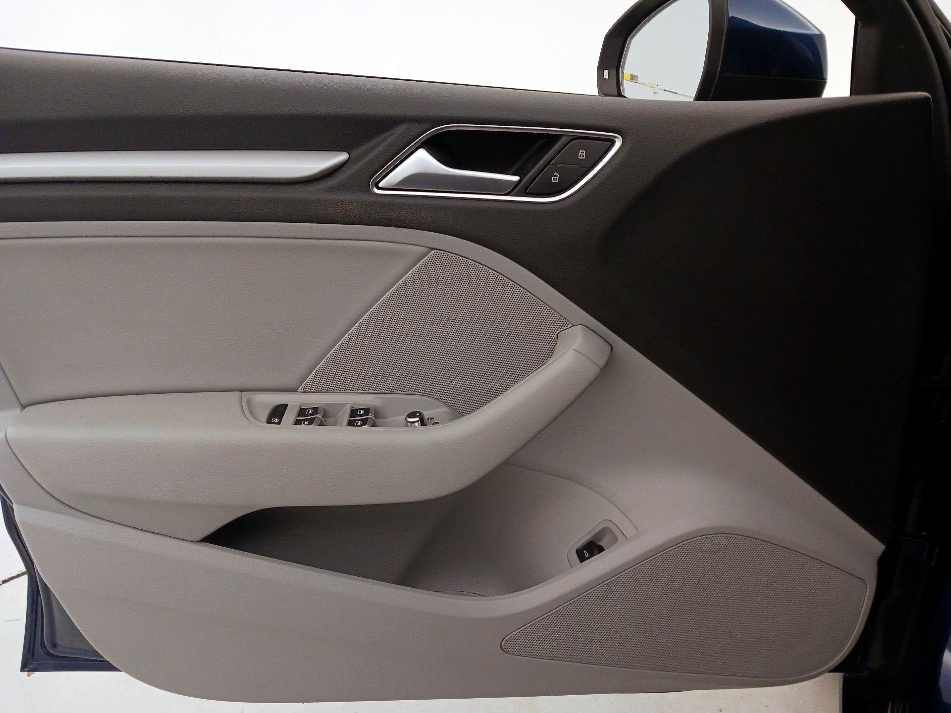 Thumbnail: 2016 Audi A3 - 12