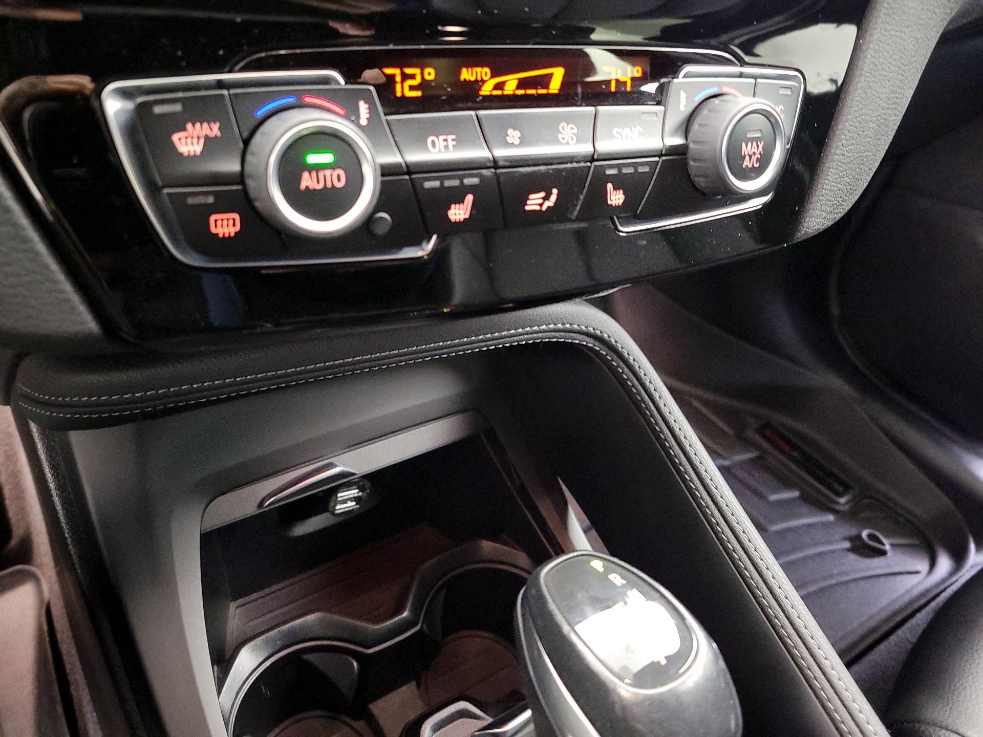 Thumbnail: 2018 BMW X1 - 17