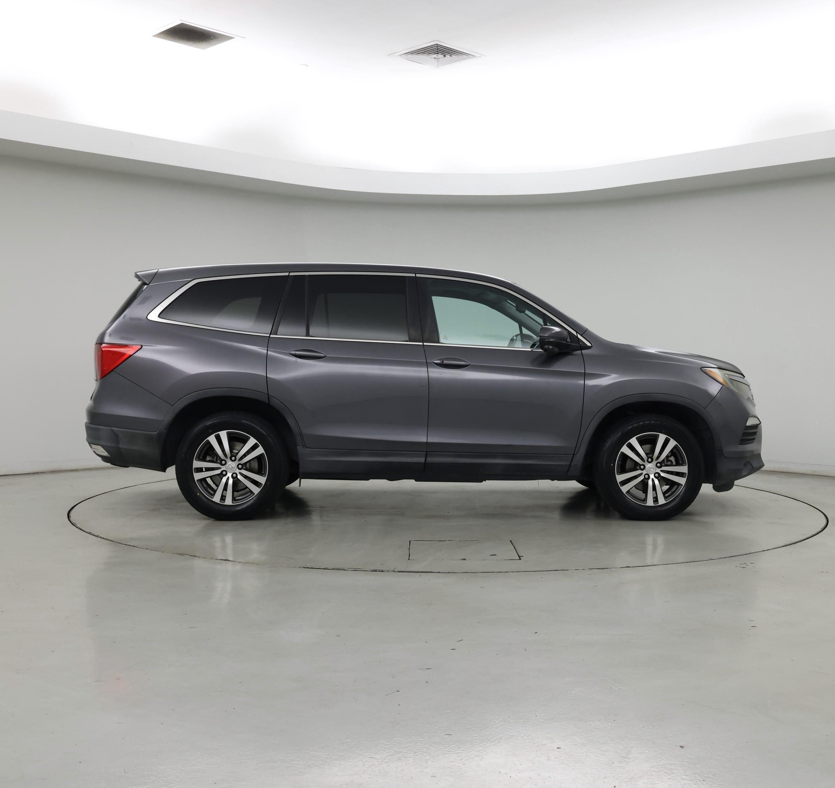 Thumbnail: 2016 Honda Pilot - 7
