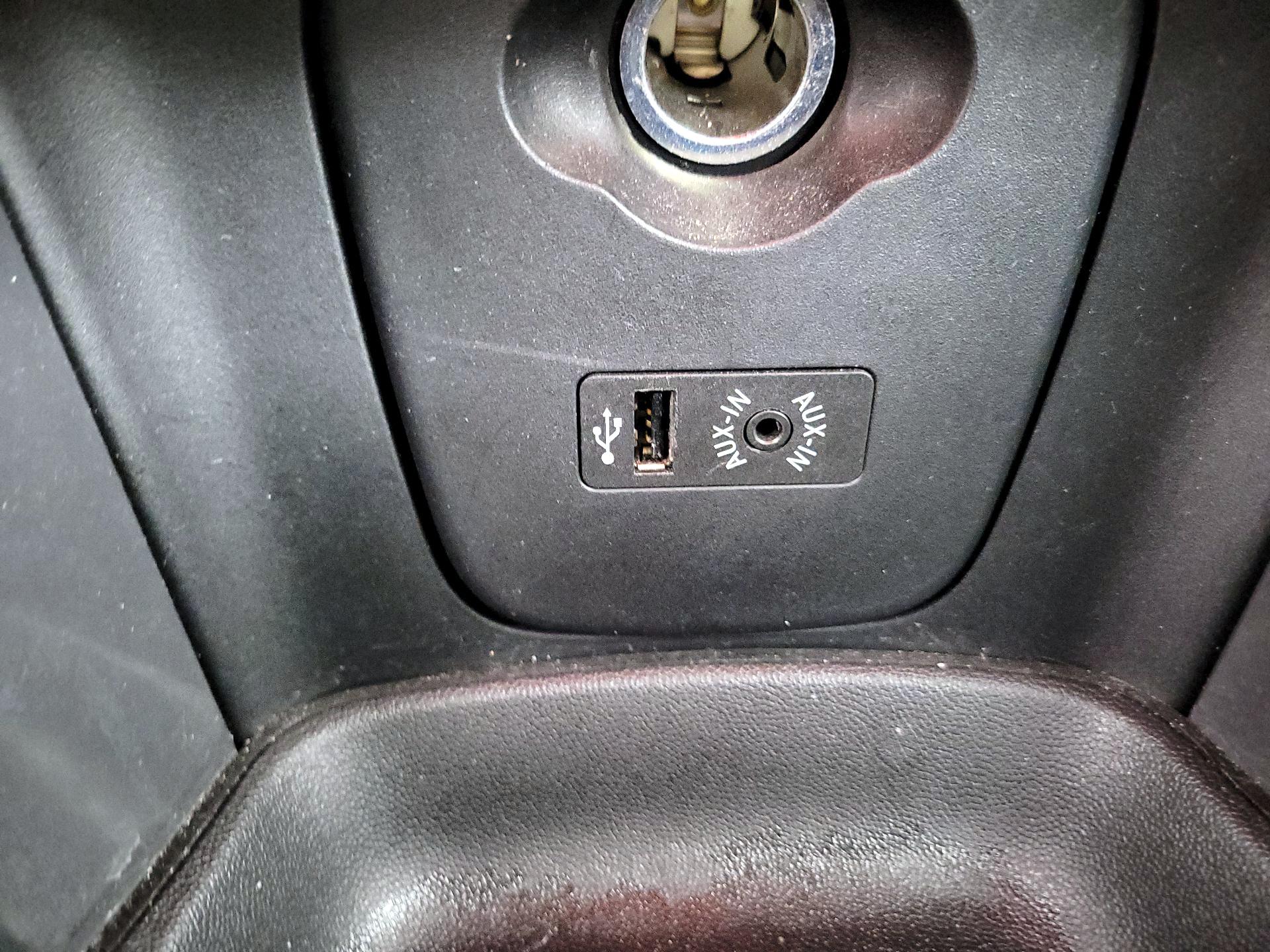 Thumbnail: 2017 MINI Cooper Hardtop - 18