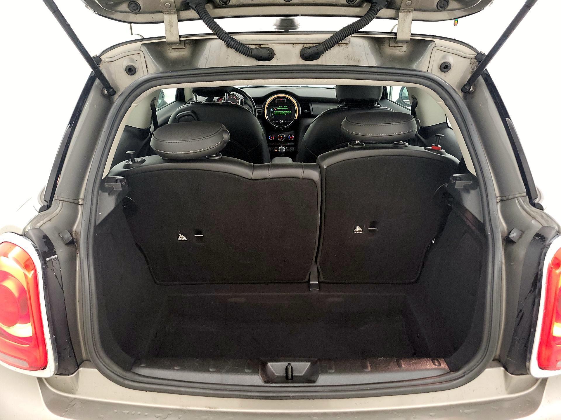 Thumbnail: 2017 MINI Cooper Hardtop - 20