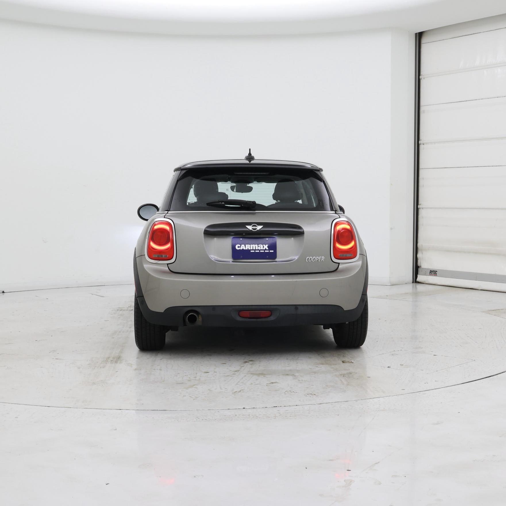 Thumbnail: 2017 MINI Cooper Hardtop - 6