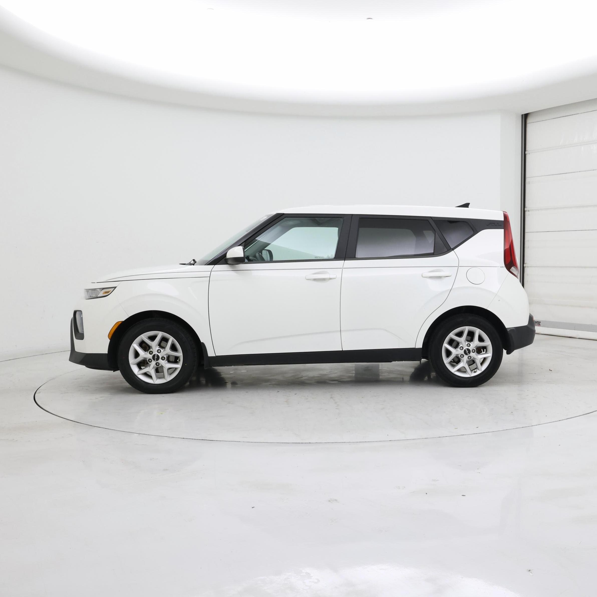 Thumbnail: 2022 Kia Soul - 3