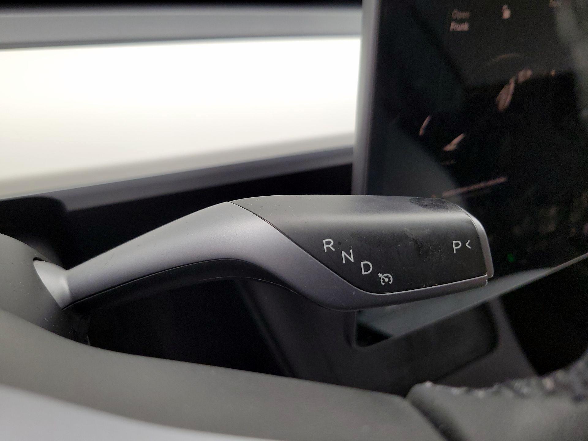 Thumbnail: 2023 Tesla Model 3 - 16