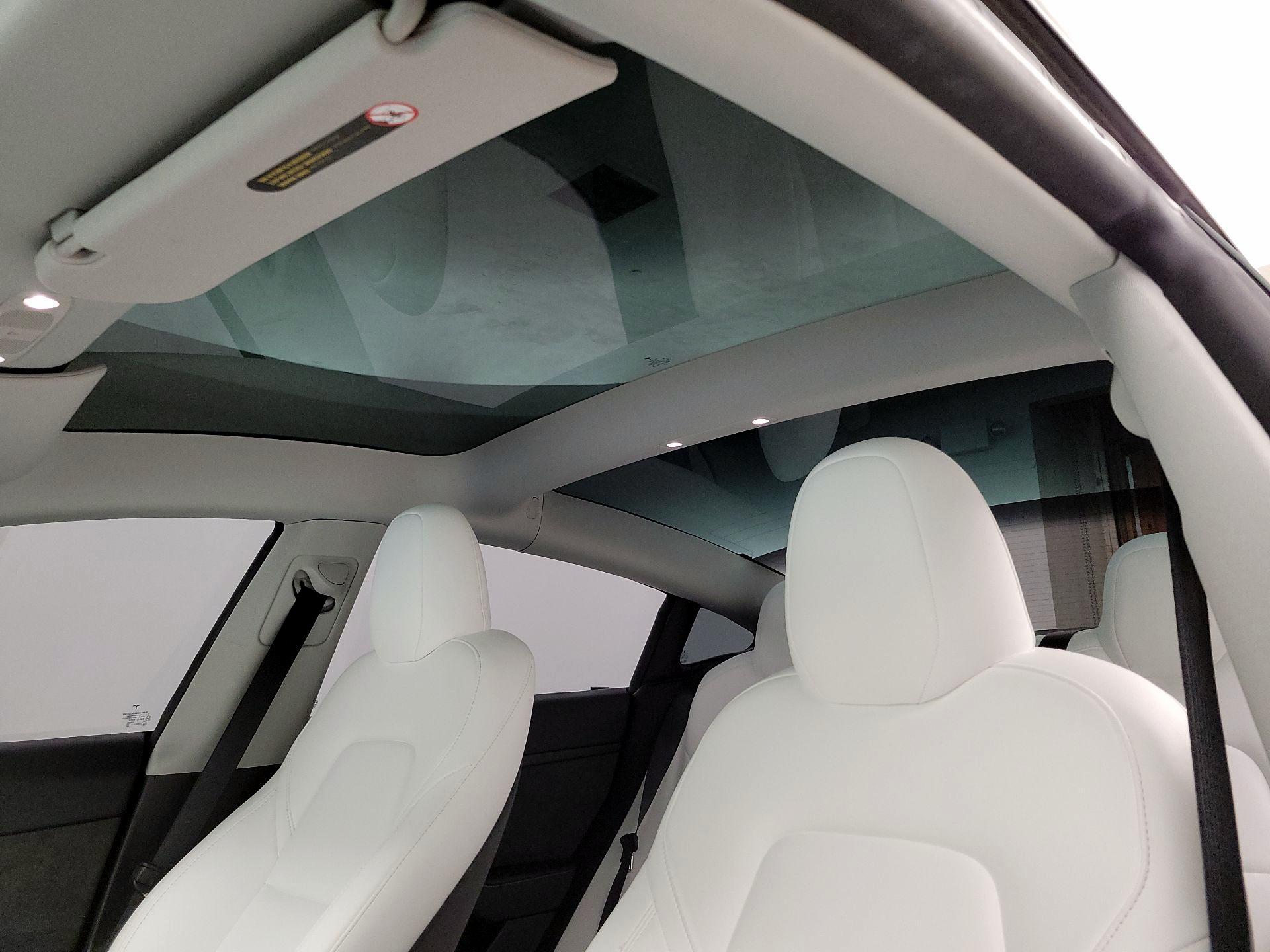 Thumbnail: 2023 Tesla Model 3 - 17