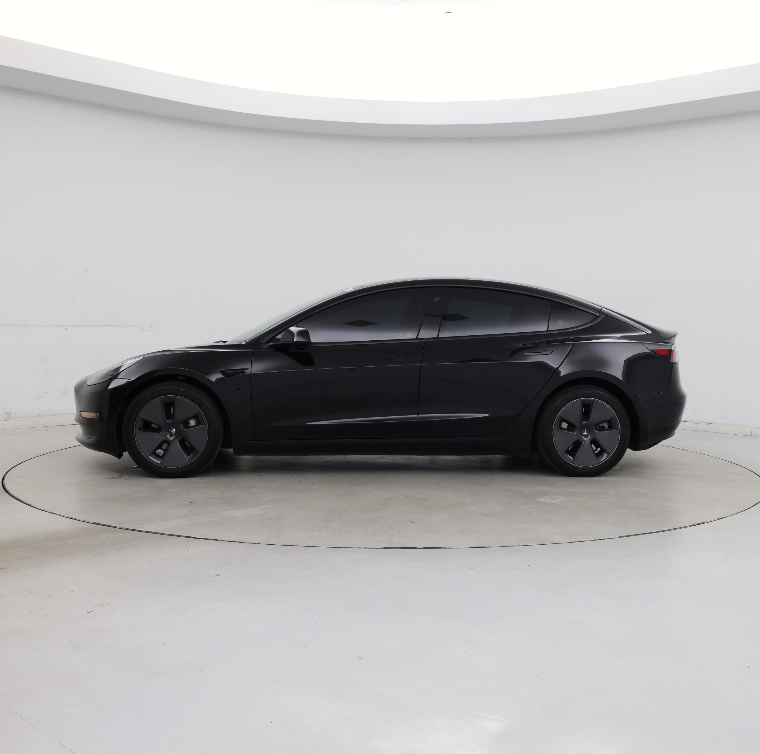 Thumbnail: 2023 Tesla Model 3 - 3