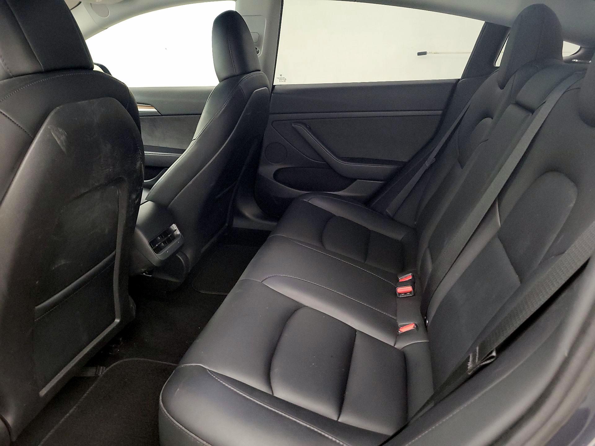 Thumbnail: 2023 Tesla Model 3 - 18