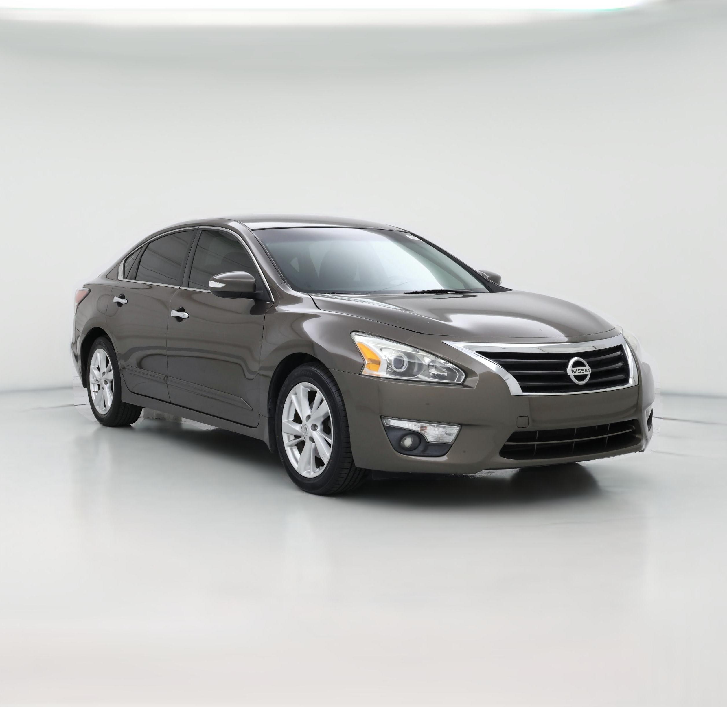 Thumbnail: 2015 Nissan Altima - 1