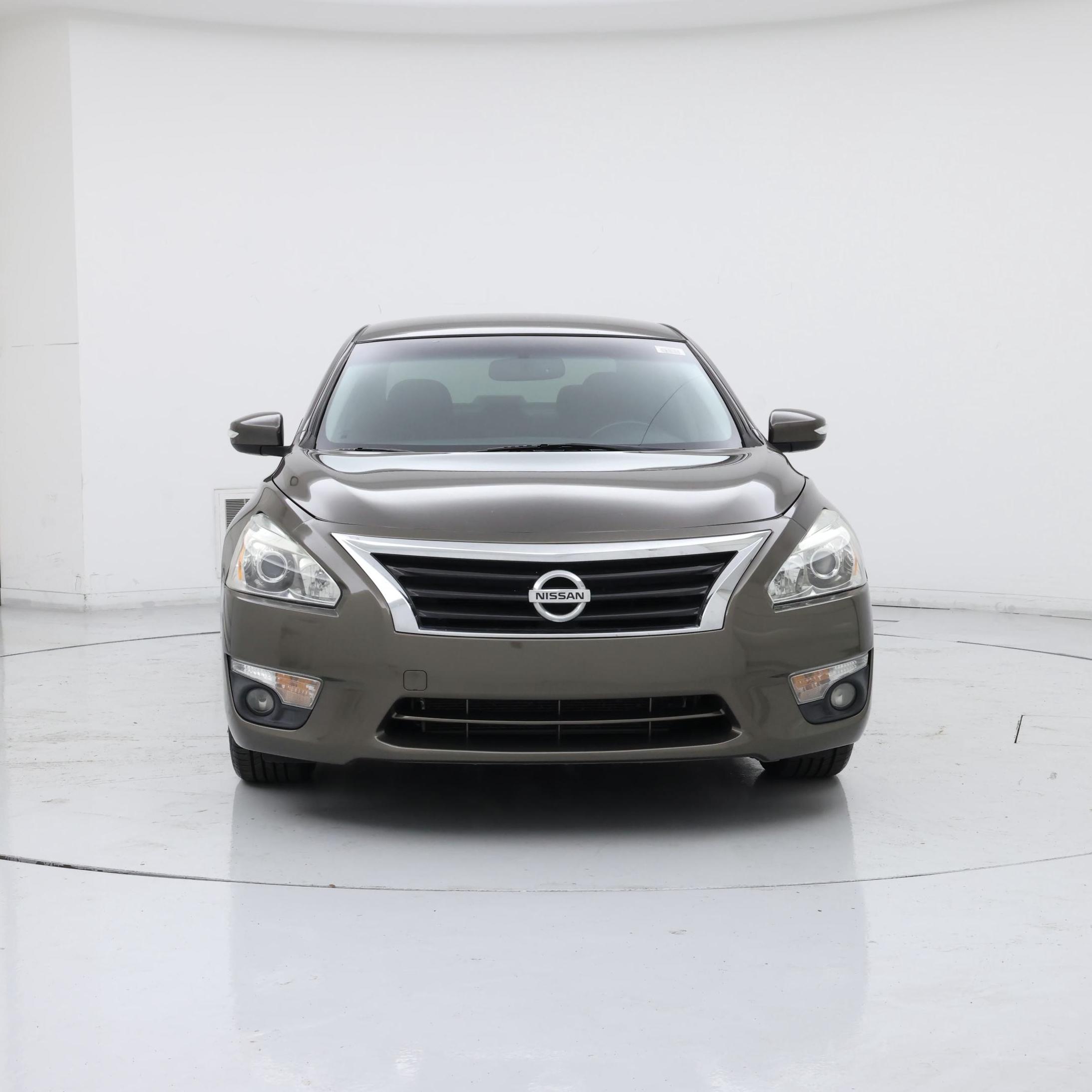 Thumbnail: 2015 Nissan Altima - 5