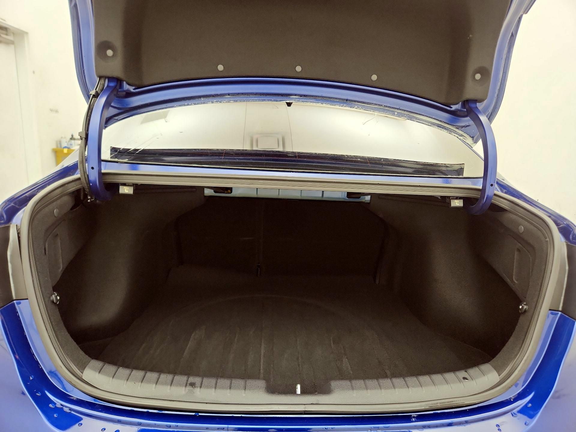 Thumbnail: 2019 Kia Forte - 20