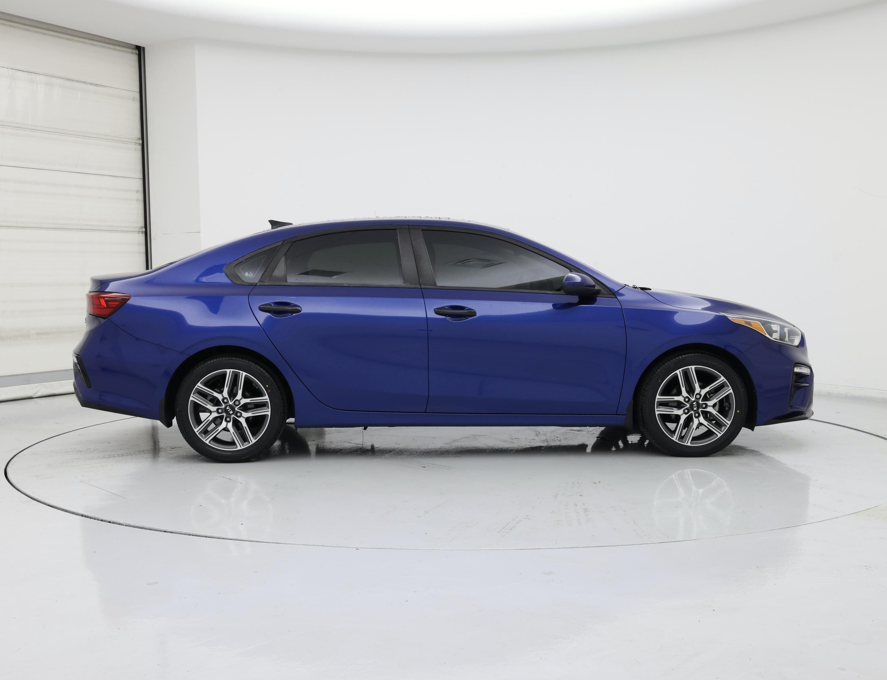 Thumbnail: 2019 Kia Forte - 7