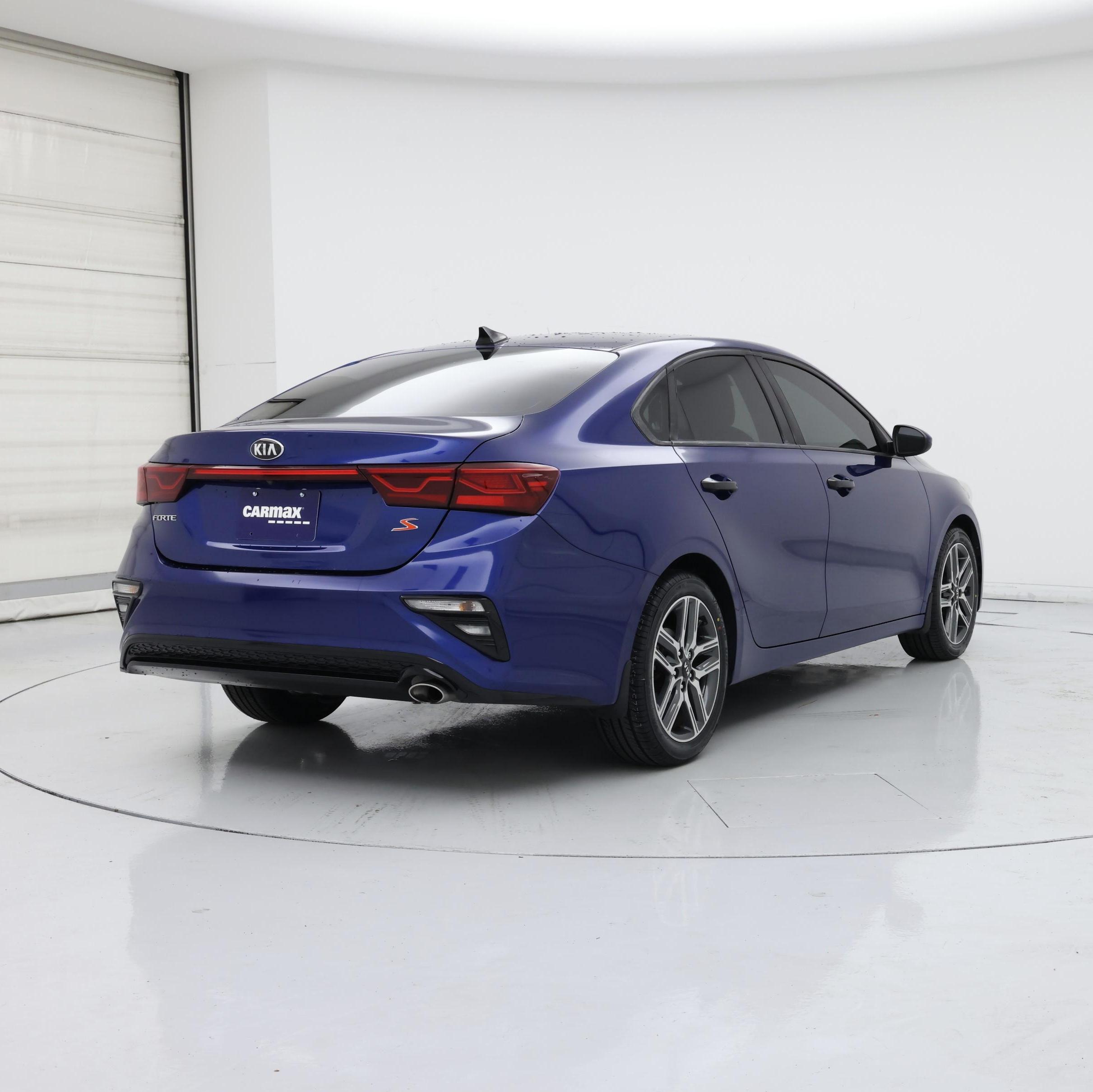 Thumbnail: 2019 Kia Forte - 8