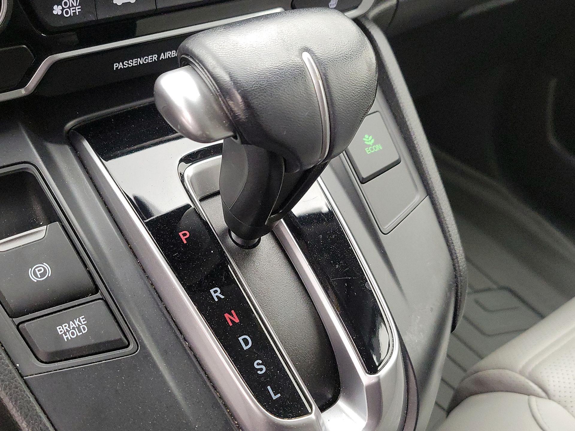 Thumbnail: 2018 Honda CR-V - 17