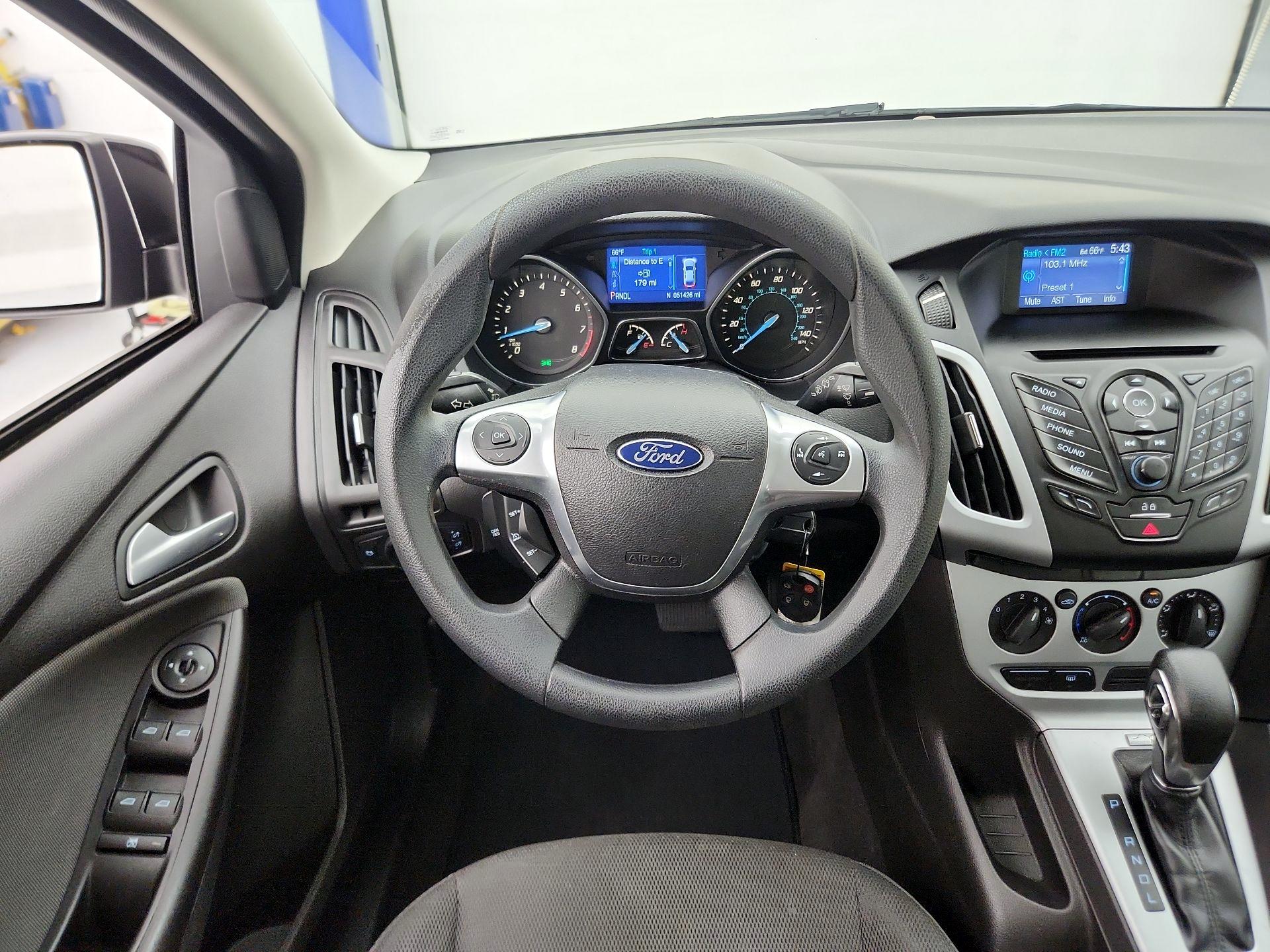 Thumbnail: 2014 Ford Focus - 10