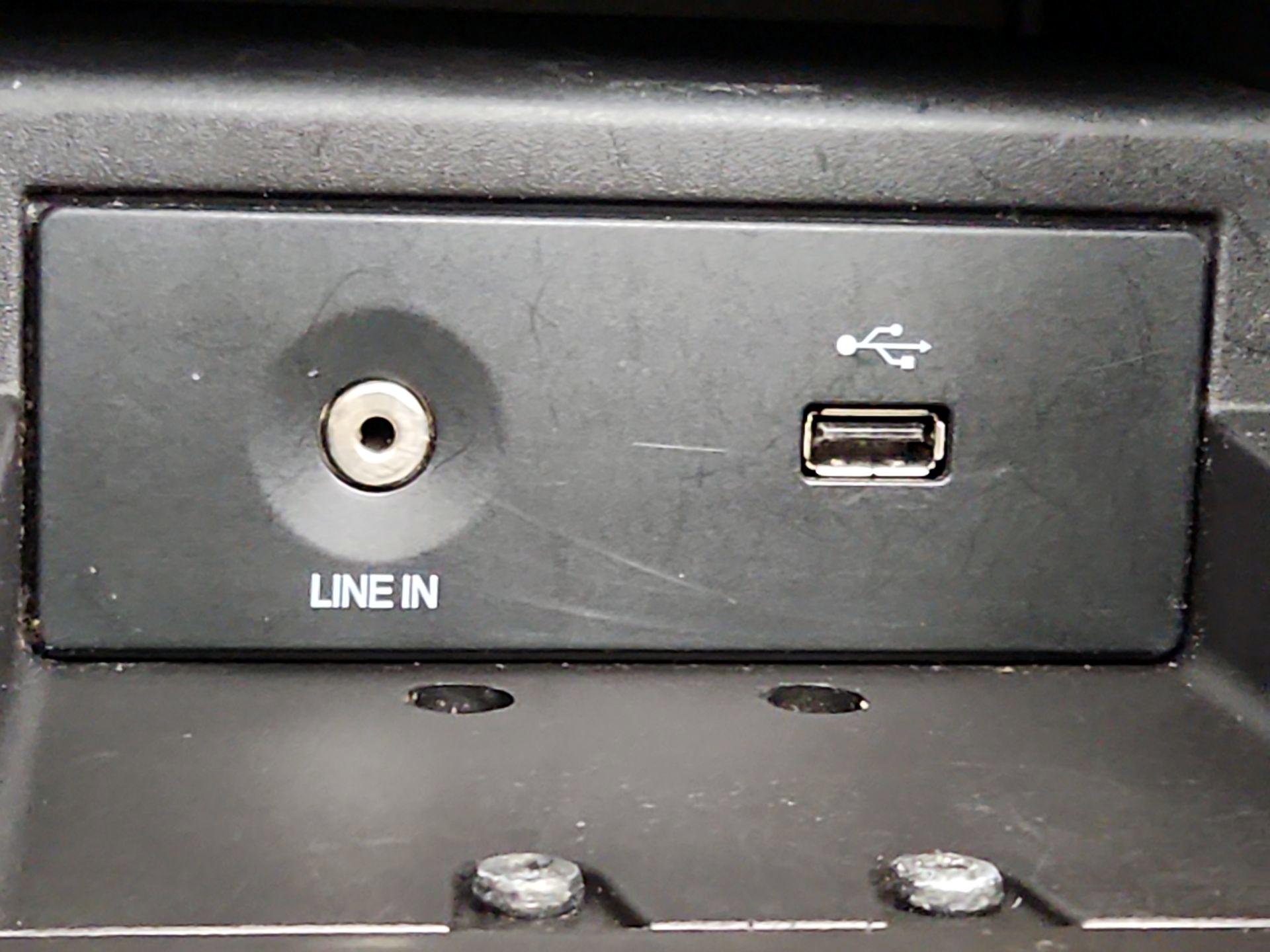 Thumbnail: 2014 Ford Focus - 17