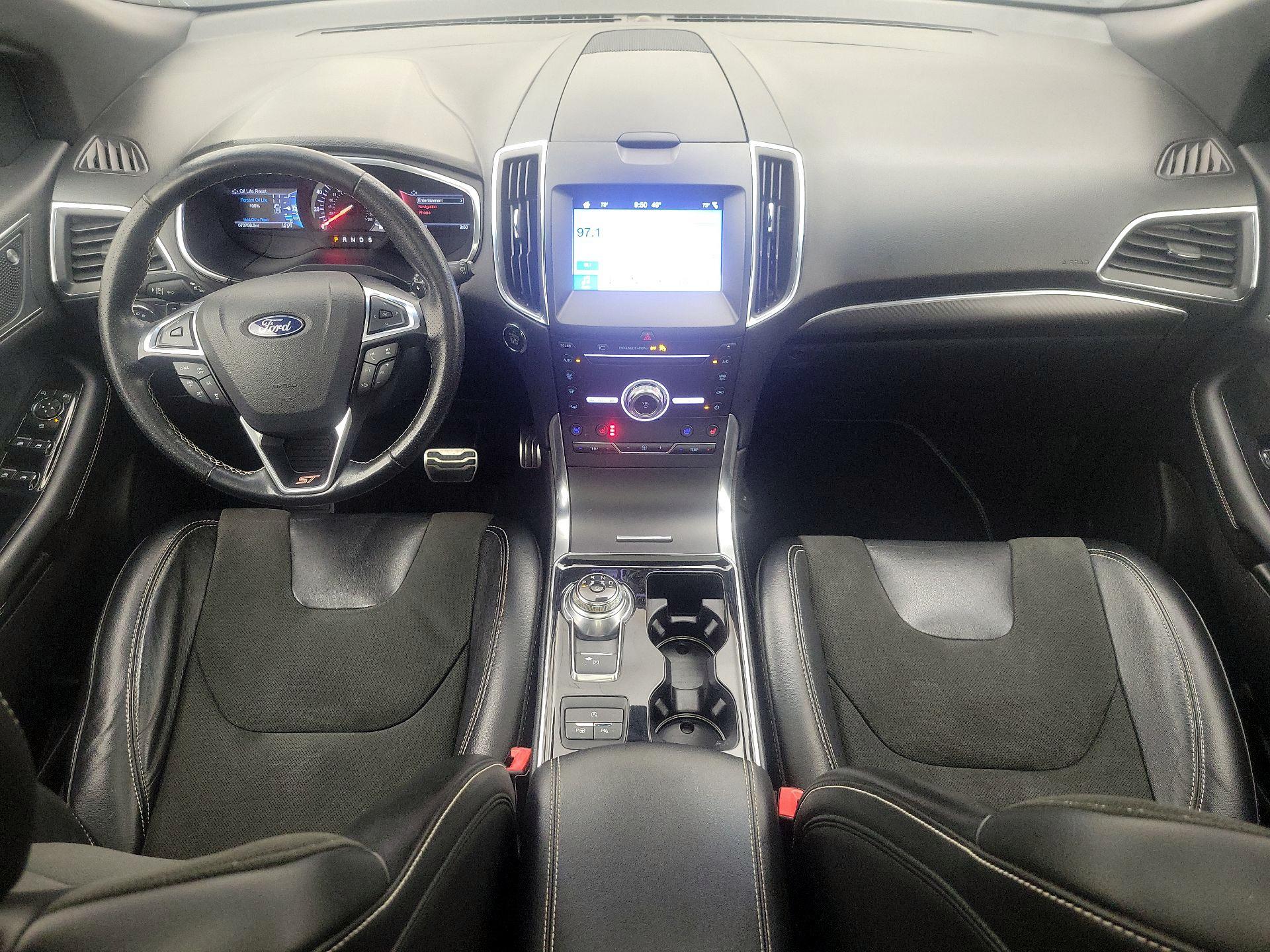 Thumbnail: 2019 Ford Edge - 9