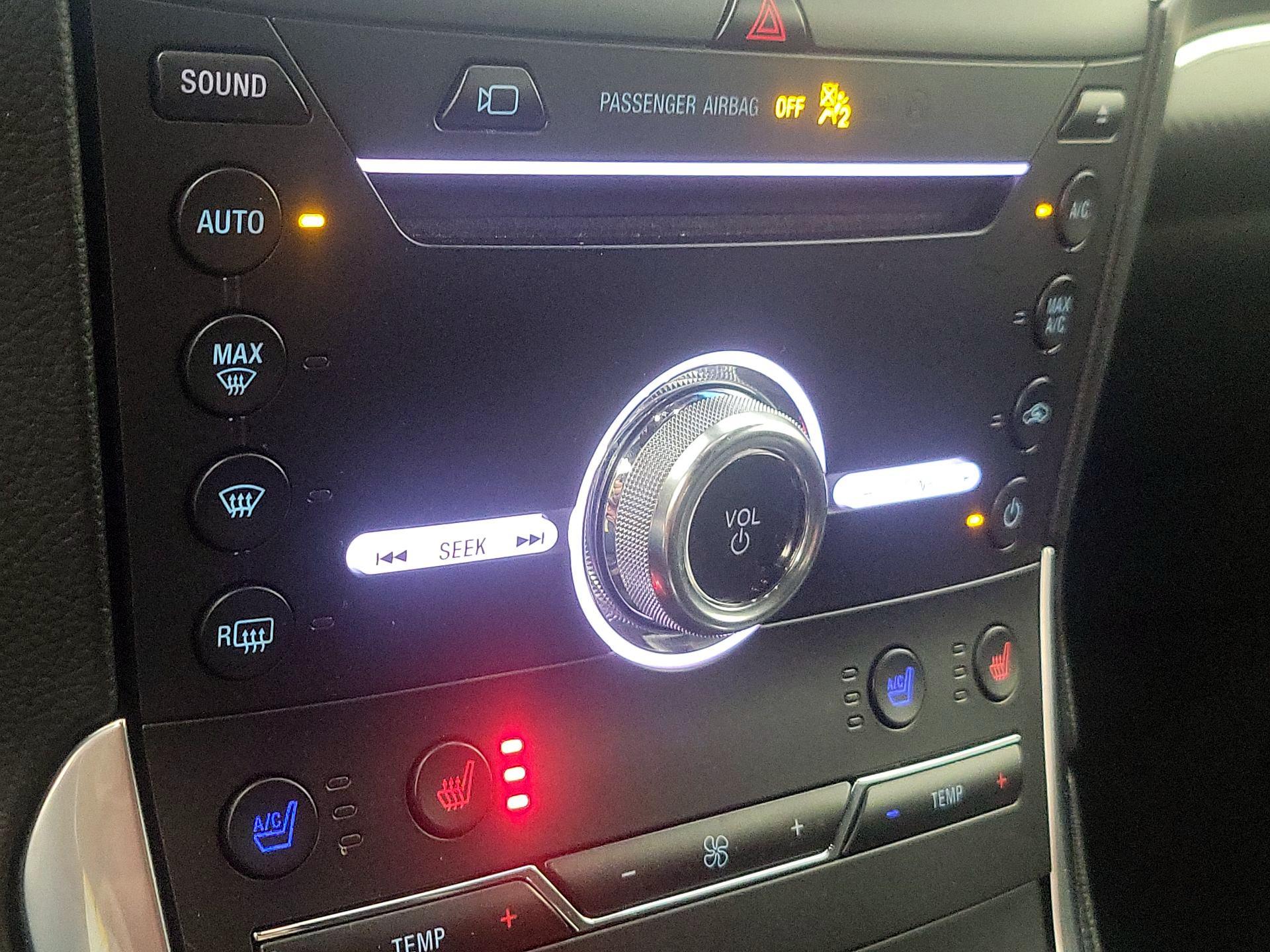 Thumbnail: 2019 Ford Edge - 17