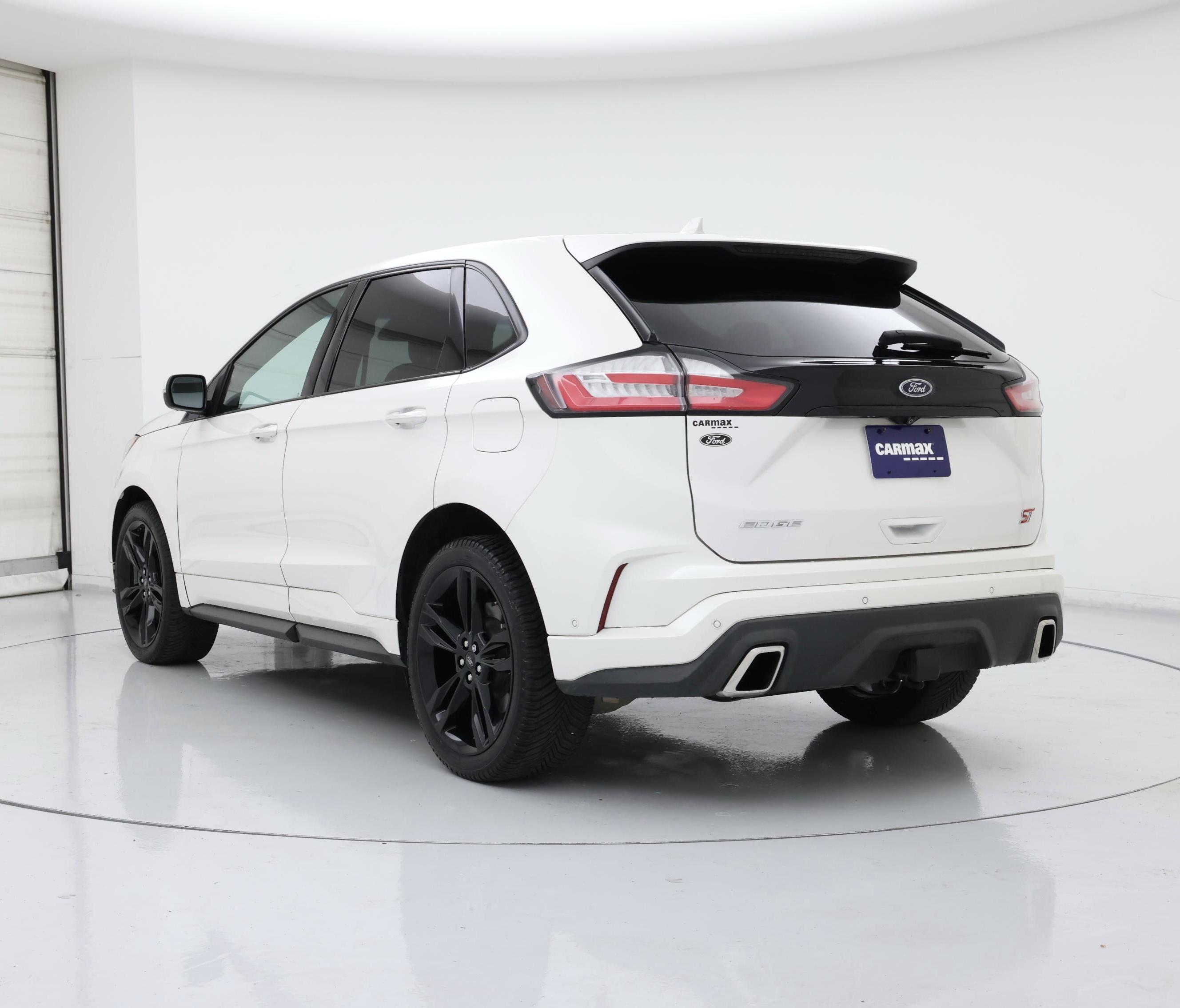 Thumbnail: 2019 Ford Edge - 2