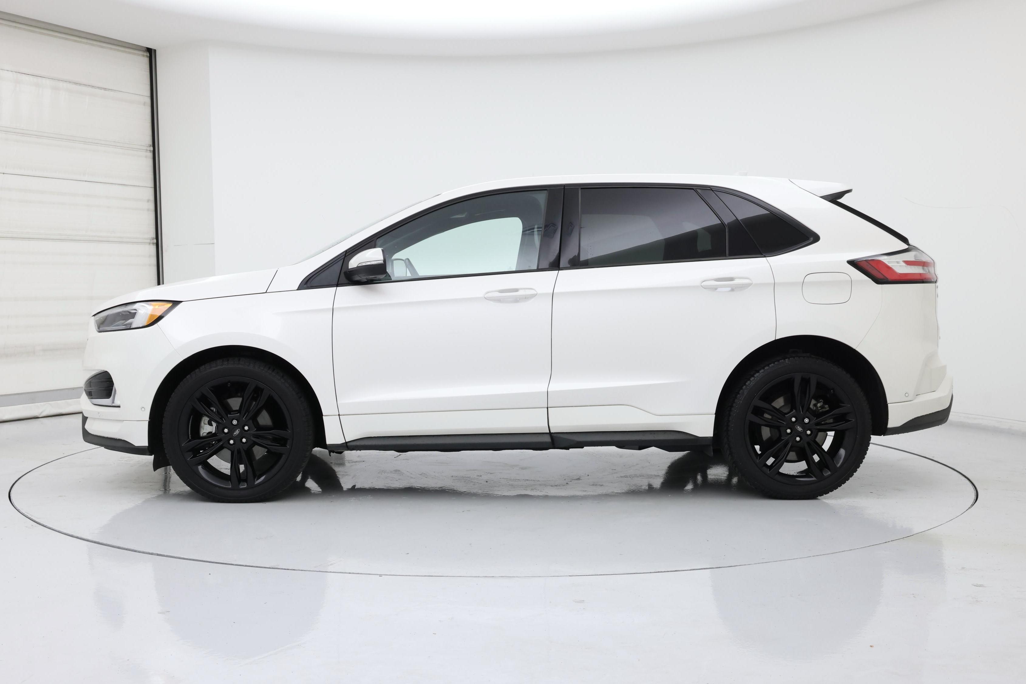 Thumbnail: 2019 Ford Edge - 3