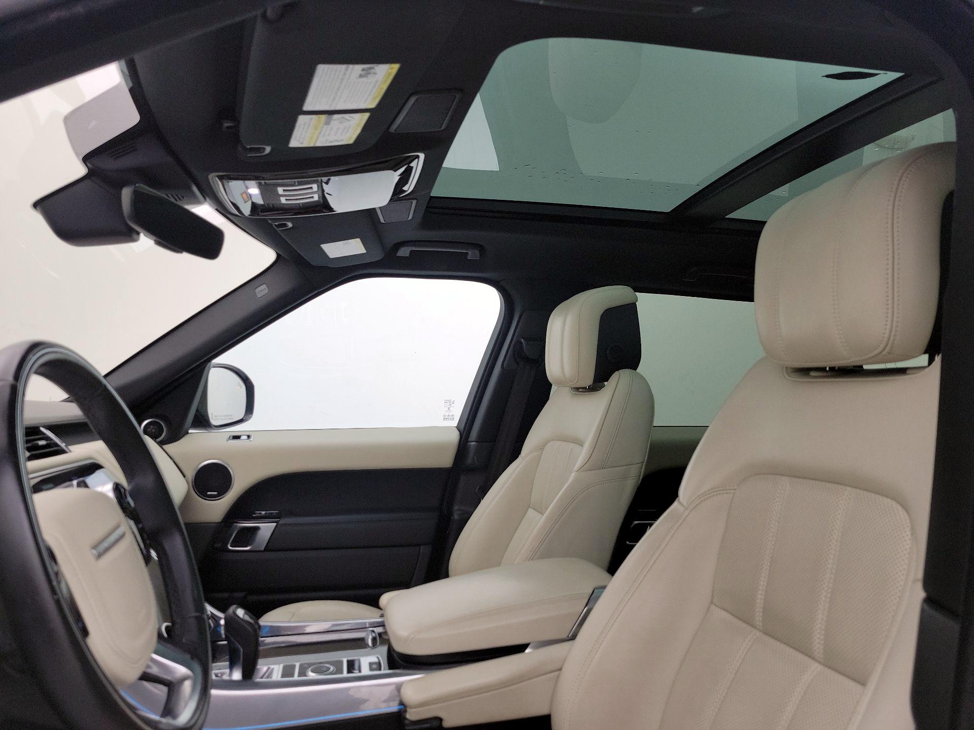 Thumbnail: 2021 Land Rover Range Rover Sport - 19