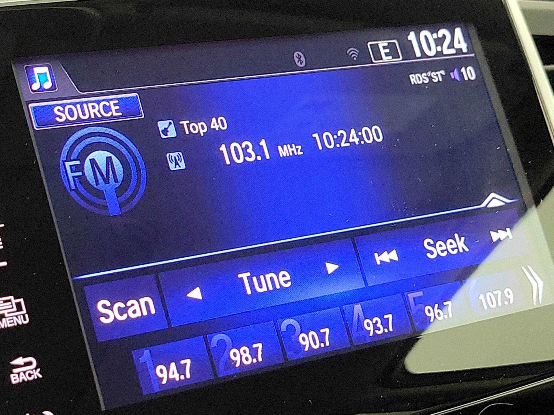 Thumbnail: 2017 Honda Pilot - 15