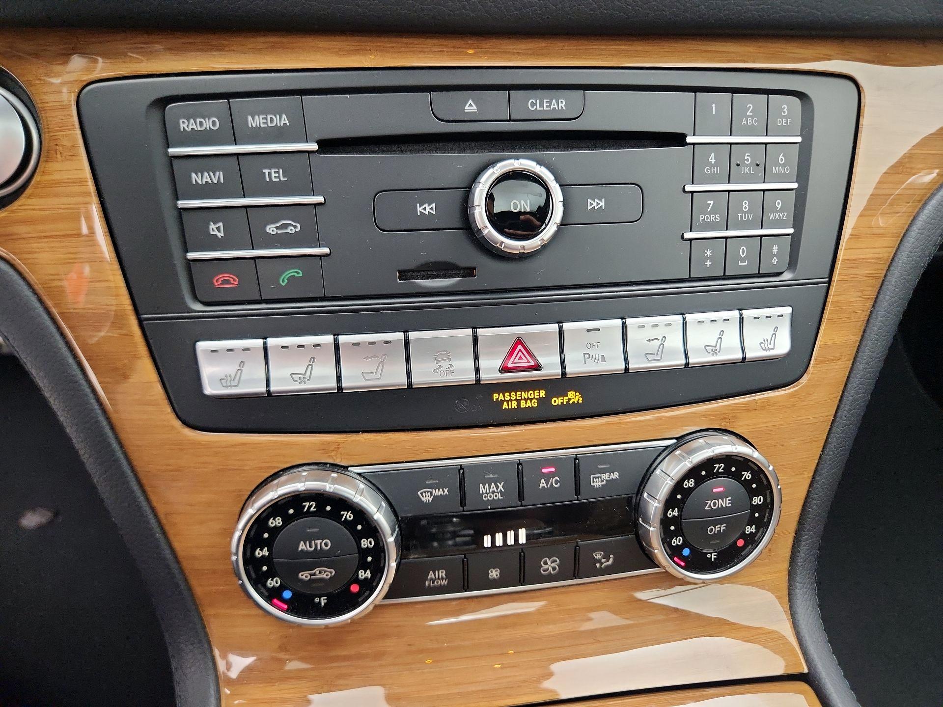 Thumbnail: 2019 Mercedes-Benz SL-Class - 17