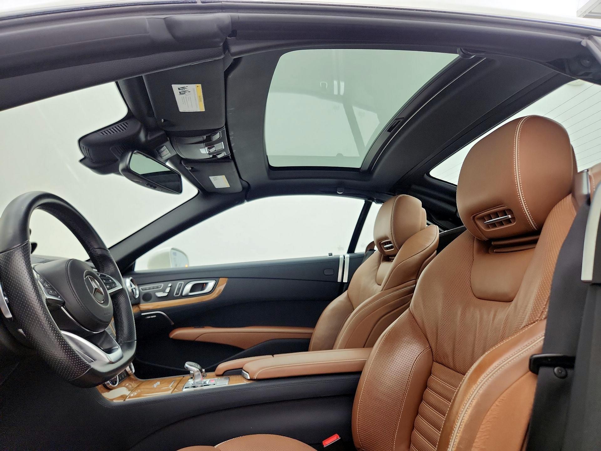 Thumbnail: 2019 Mercedes-Benz SL-Class - 19