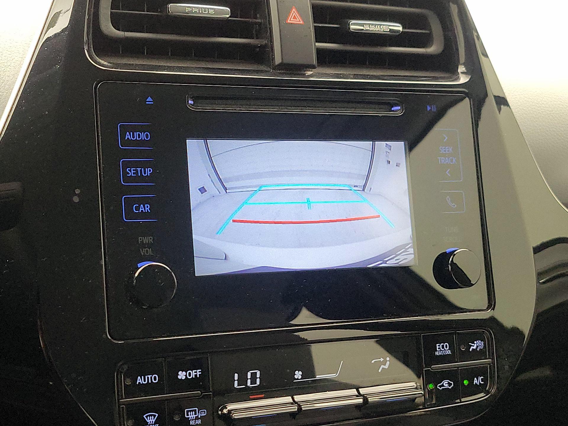 Thumbnail: 2017 Toyota Prius - 14