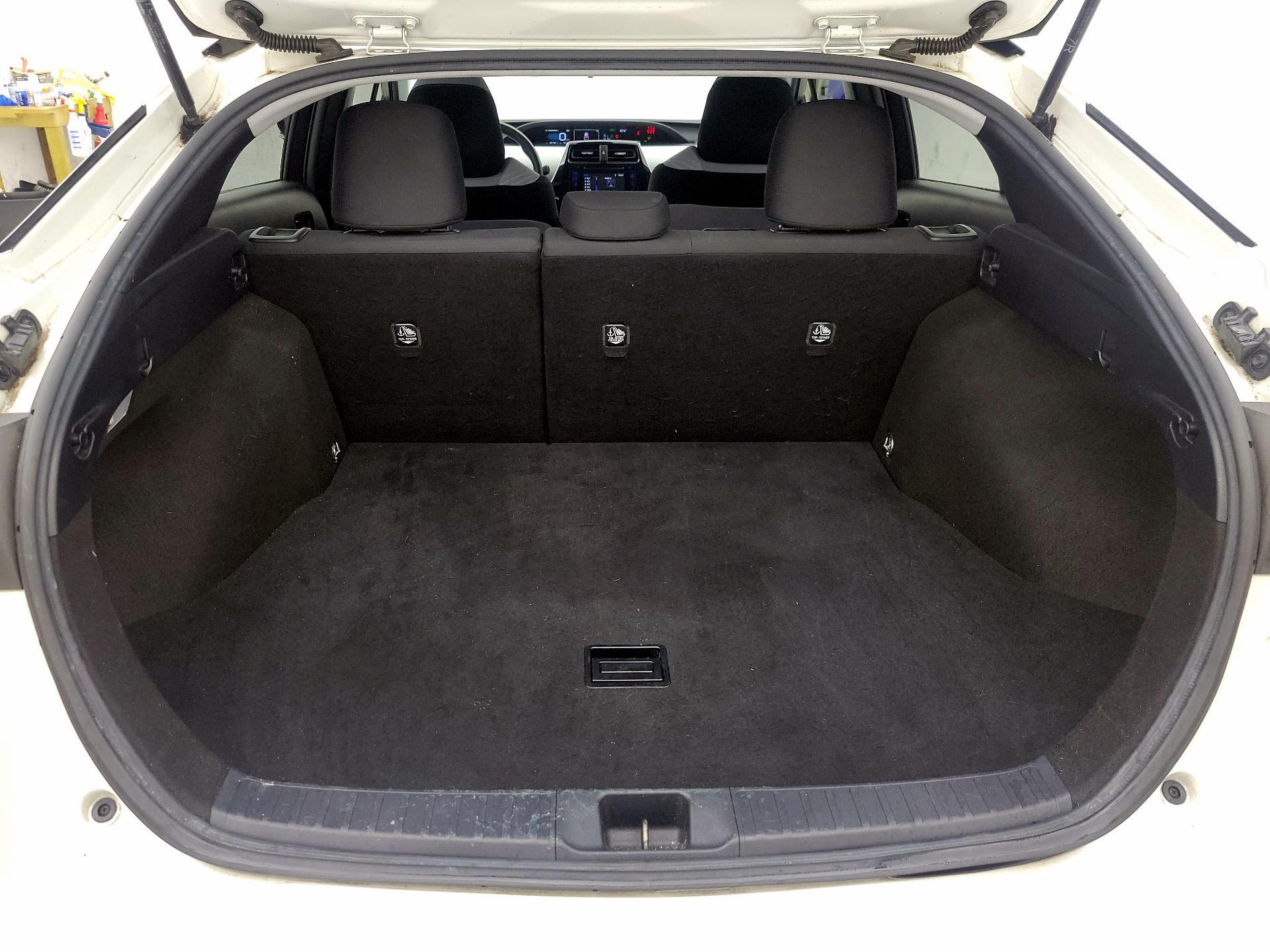 Thumbnail: 2017 Toyota Prius - 19