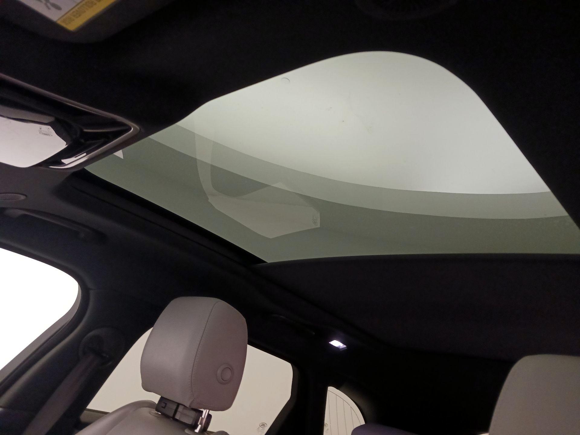 Thumbnail: 2024 Land Rover Range Rover Velar - 20