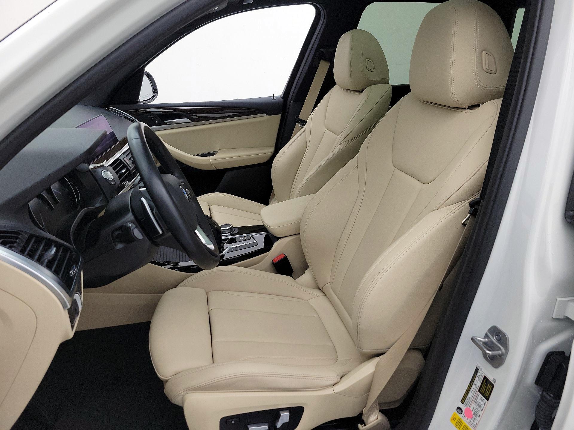 Thumbnail: 2021 BMW X3 - 11