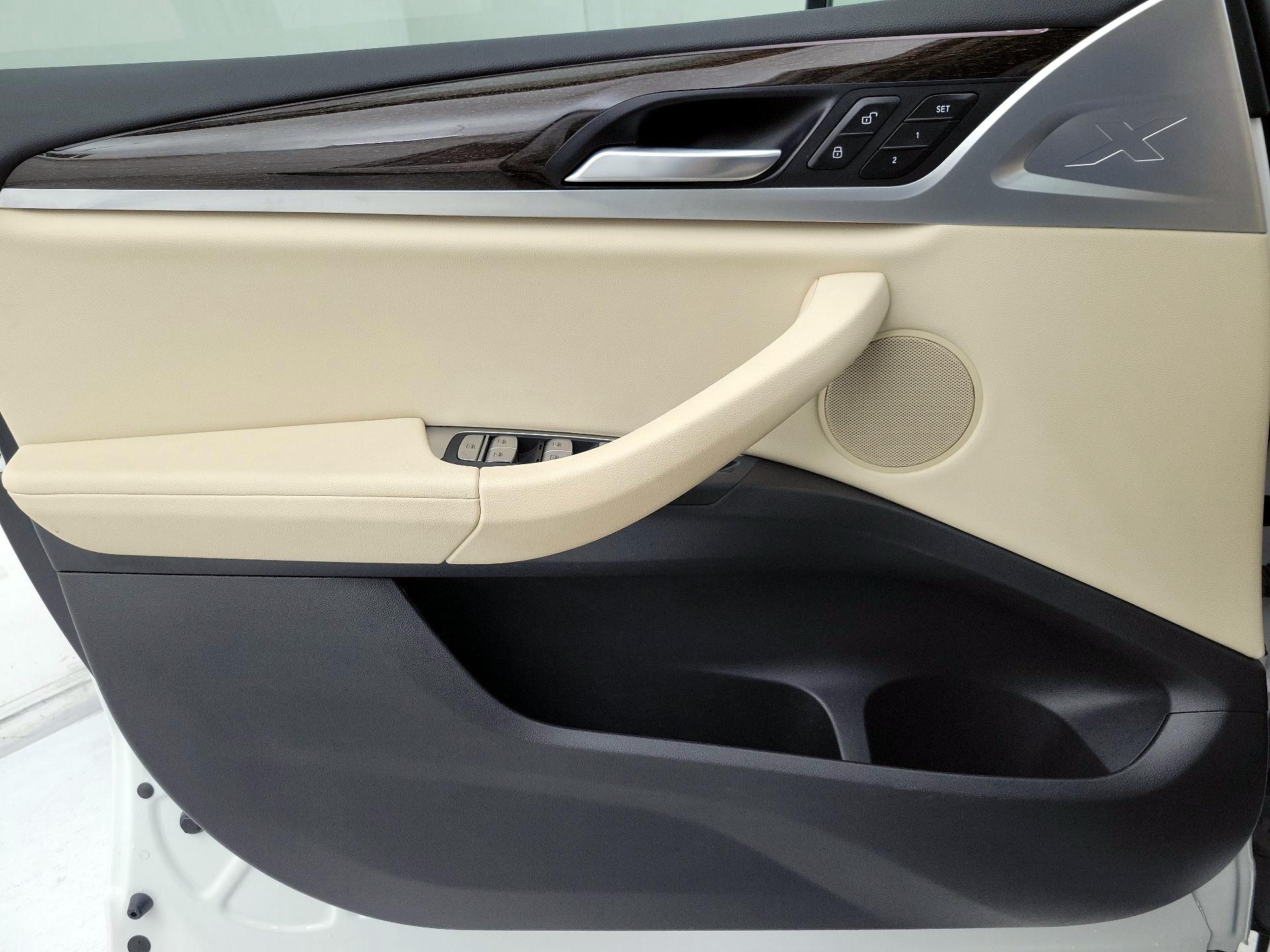 Thumbnail: 2021 BMW X3 - 12