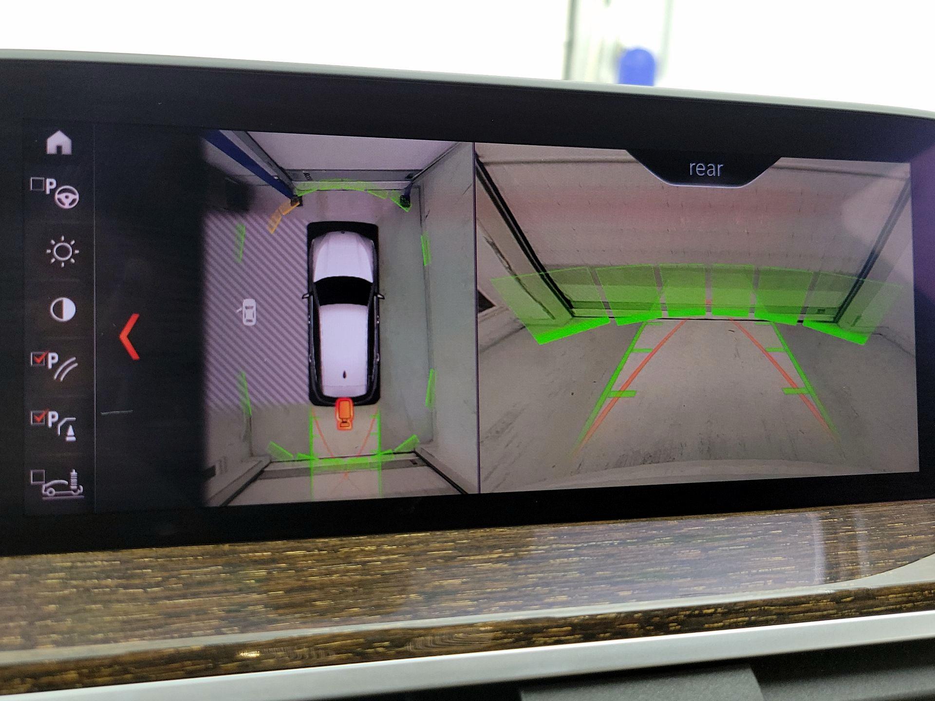 Thumbnail: 2021 BMW X3 - 15