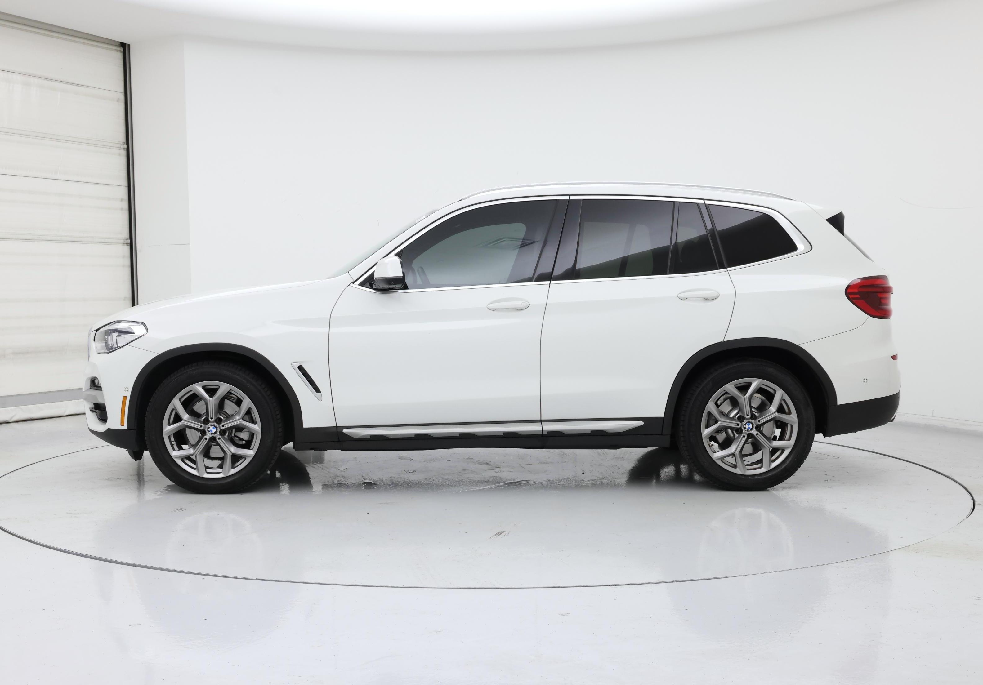 Thumbnail: 2021 BMW X3 - 3