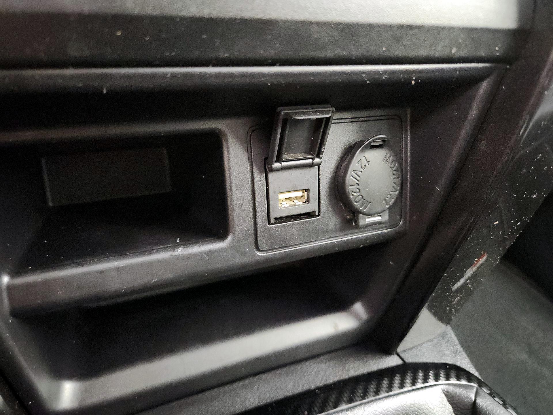 Thumbnail: 2021 Toyota 4Runner - 19