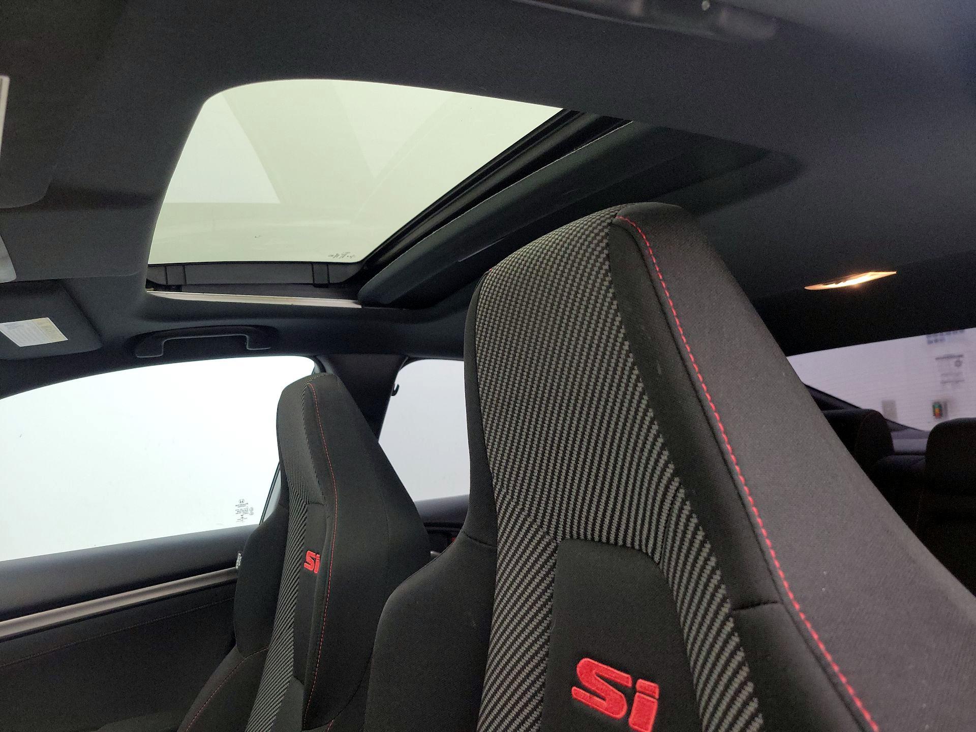 Thumbnail: 2019 Honda Civic - 19