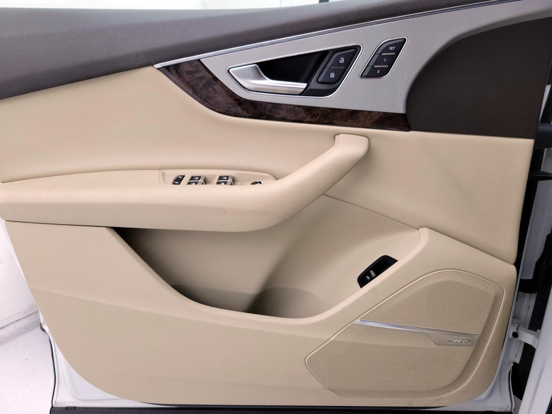 Thumbnail: 2018 Audi Q7 - 12