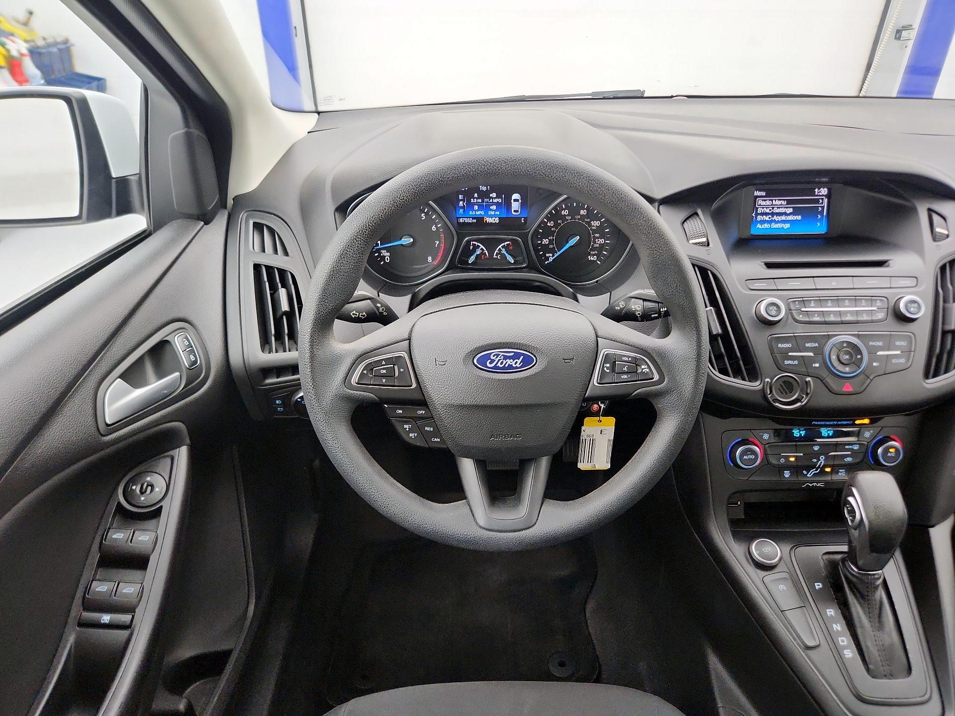 Thumbnail: 2017 Ford Focus - 10