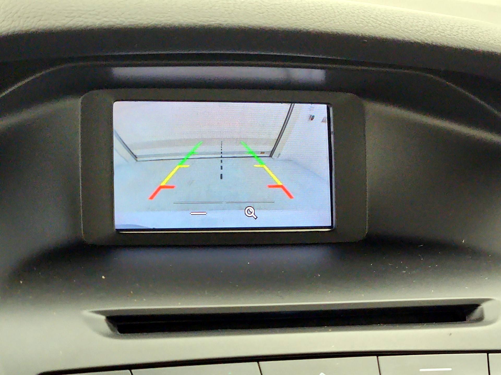 Thumbnail: 2017 Ford Focus - 14