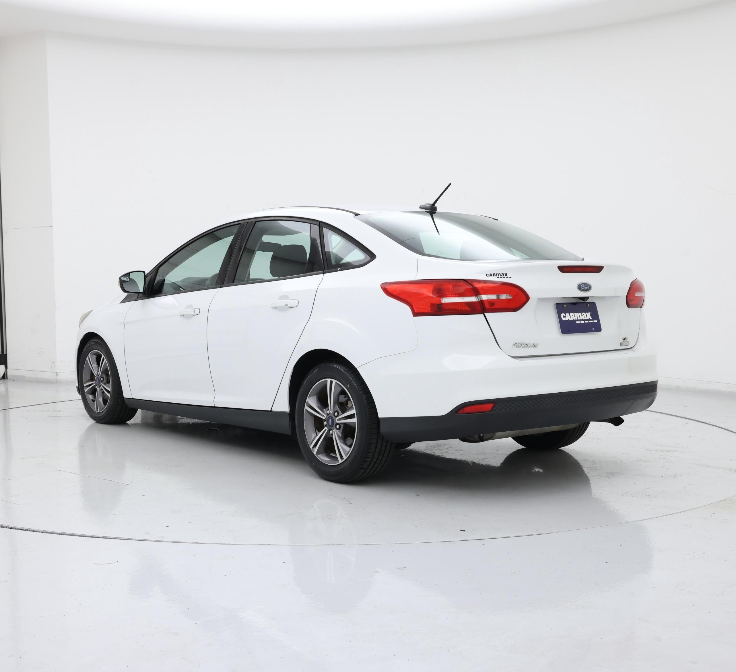 Thumbnail: 2017 Ford Focus - 2