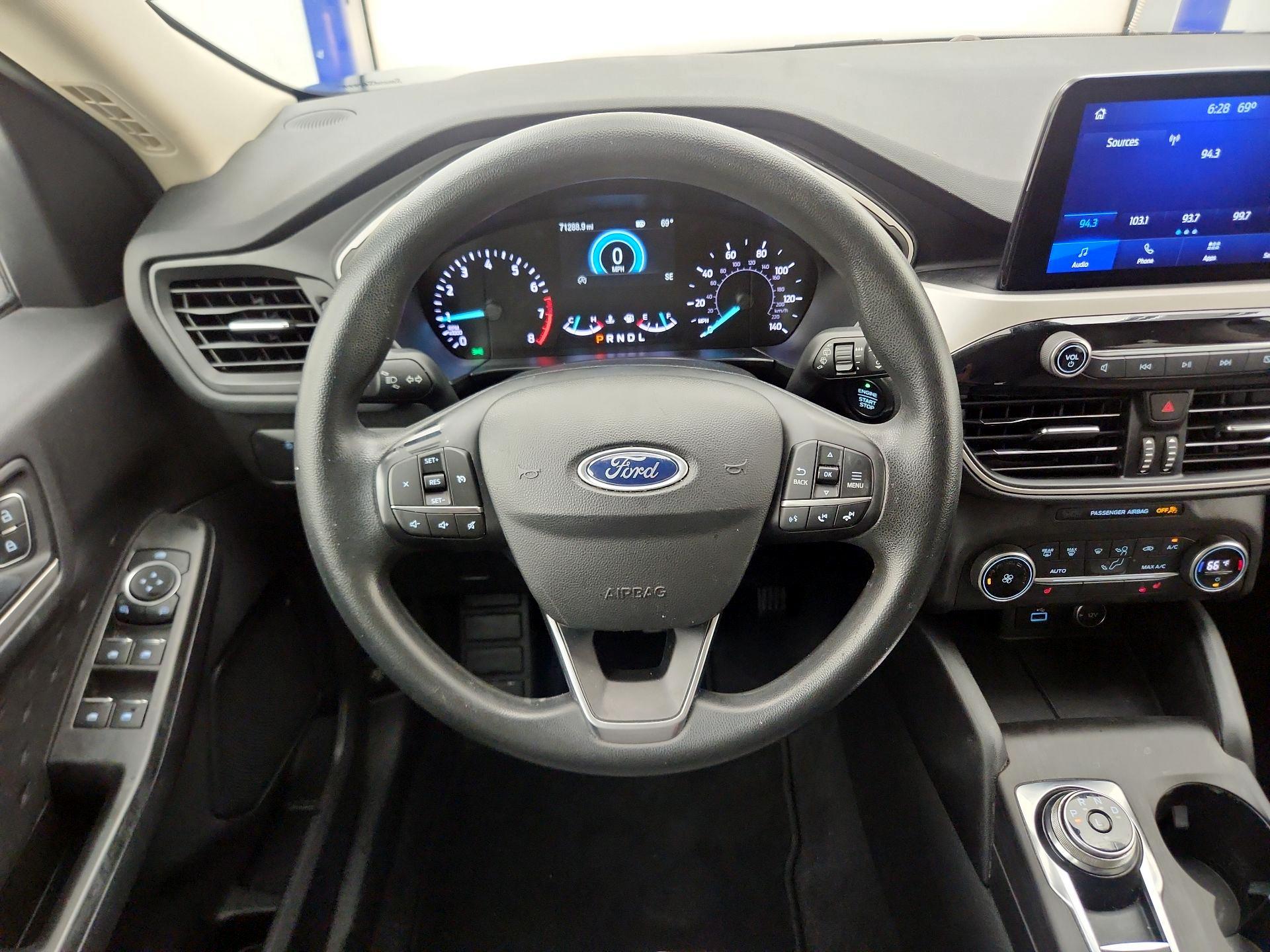 Thumbnail: 2020 Ford Escape - 10