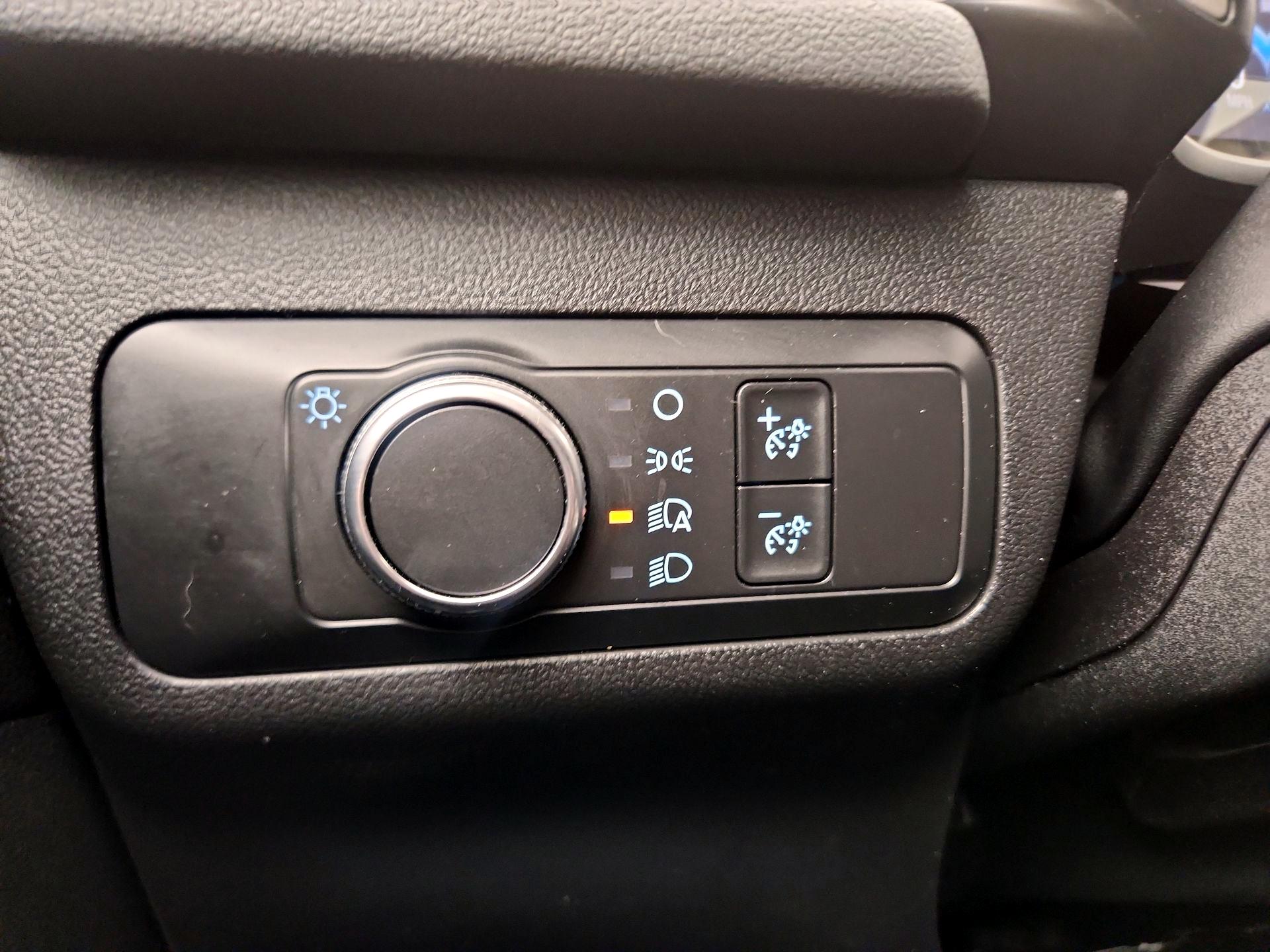 Thumbnail: 2020 Ford Escape - 13