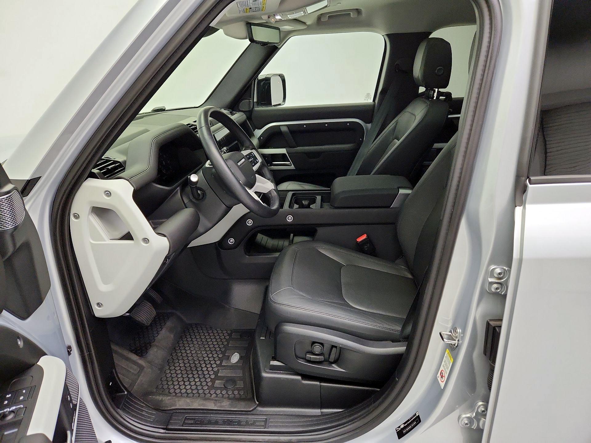 Thumbnail: 2024 Land Rover Defender - 11