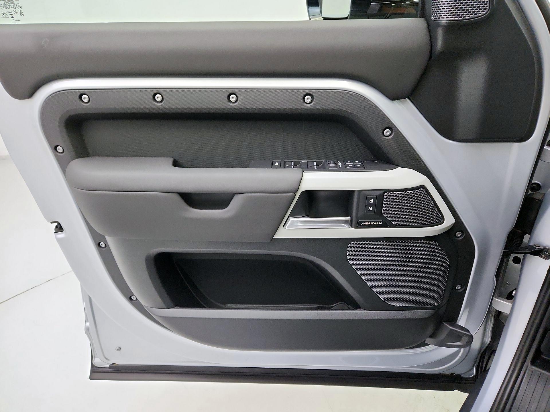 Thumbnail: 2024 Land Rover Defender - 12