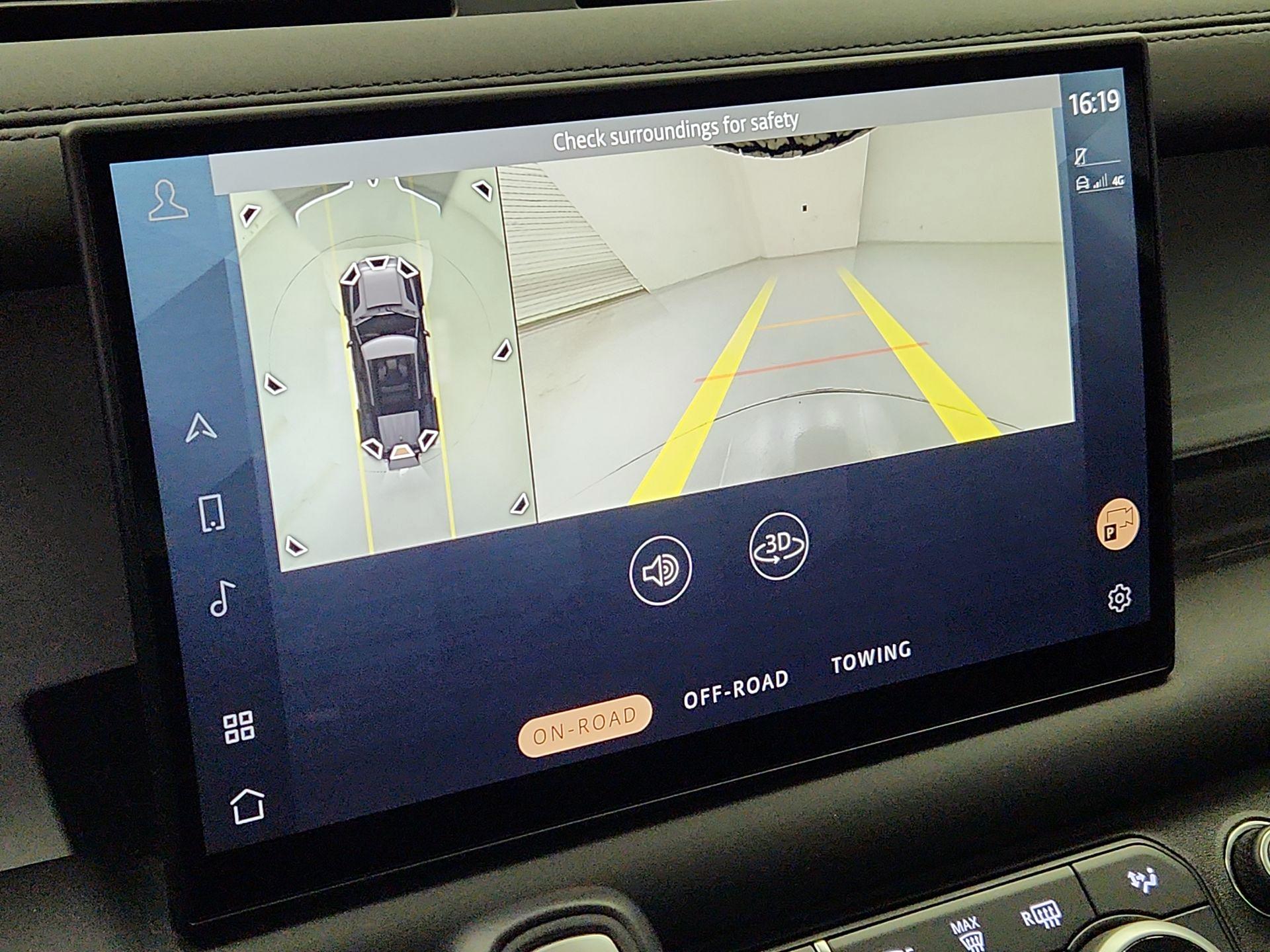 Thumbnail: 2024 Land Rover Defender - 15