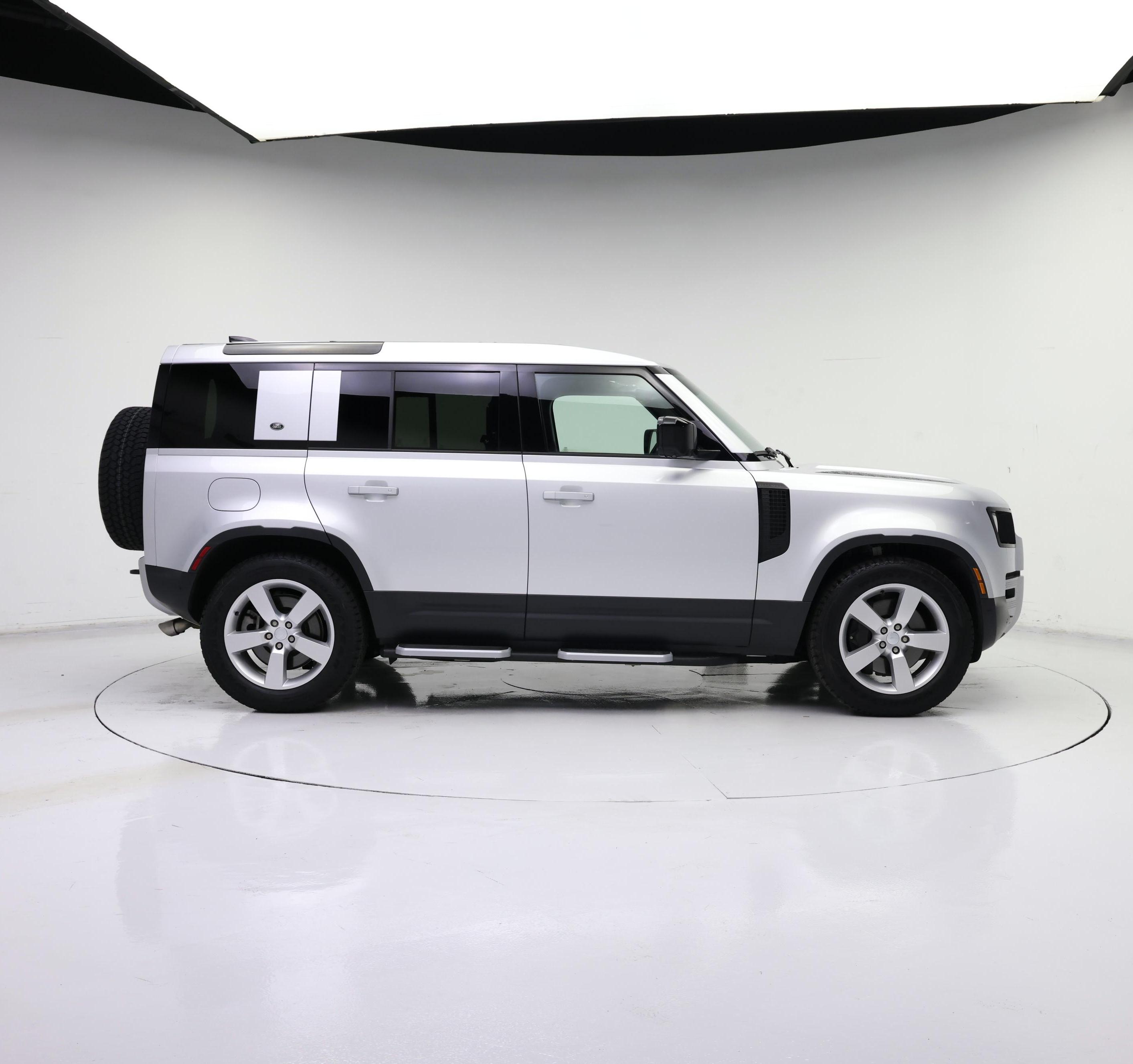 Thumbnail: 2024 Land Rover Defender - 7