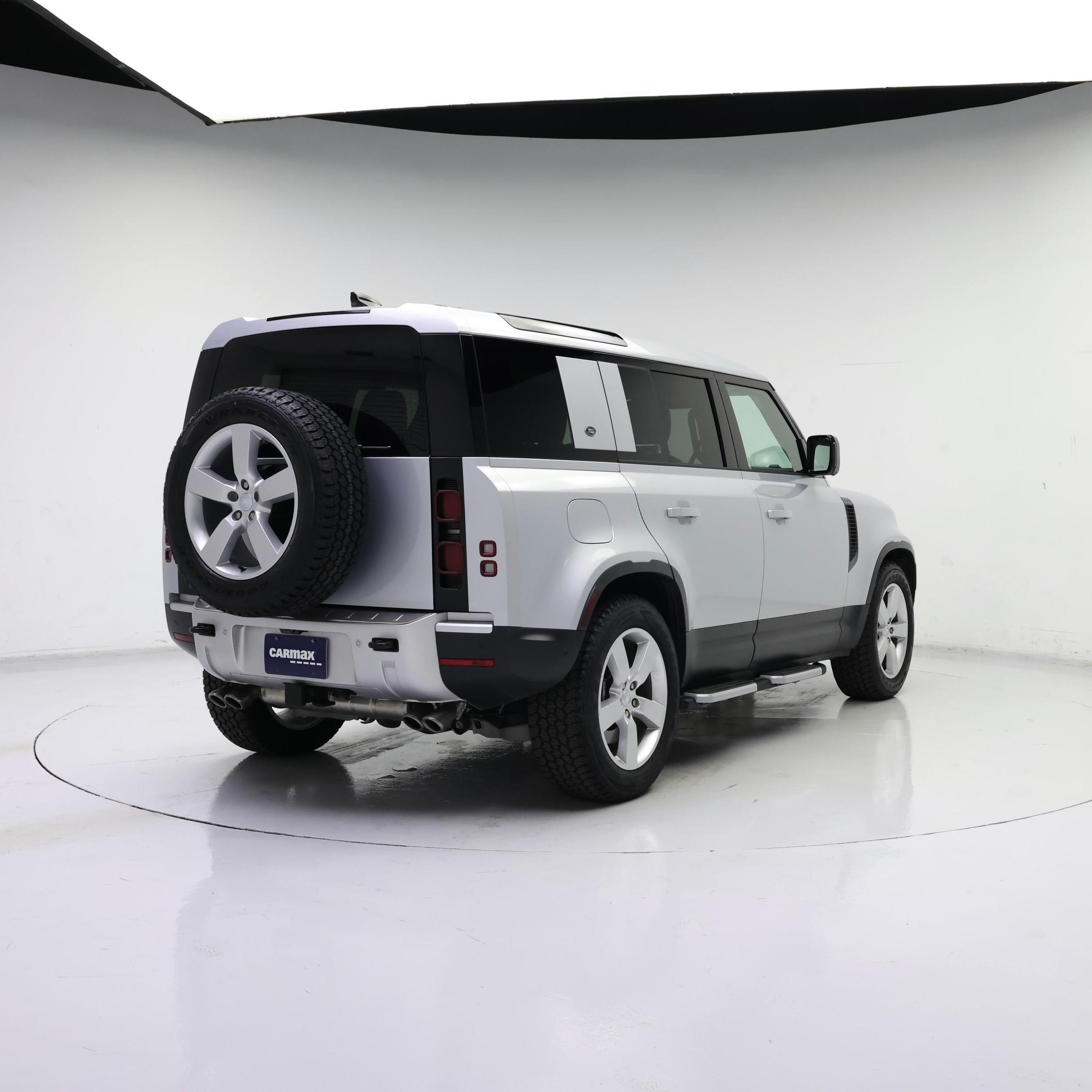 Thumbnail: 2024 Land Rover Defender - 8