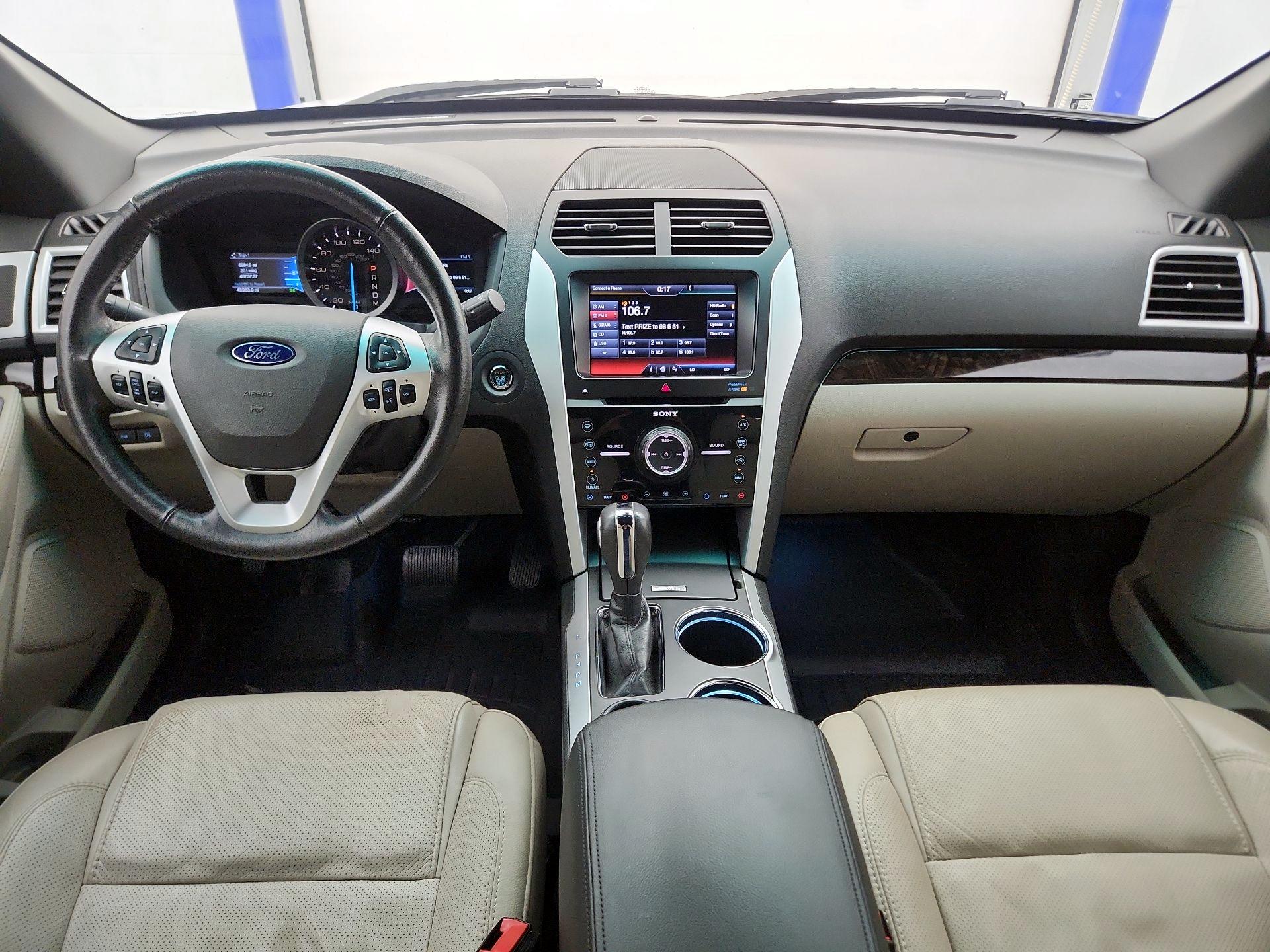 Thumbnail: 2014 Ford Explorer - 9