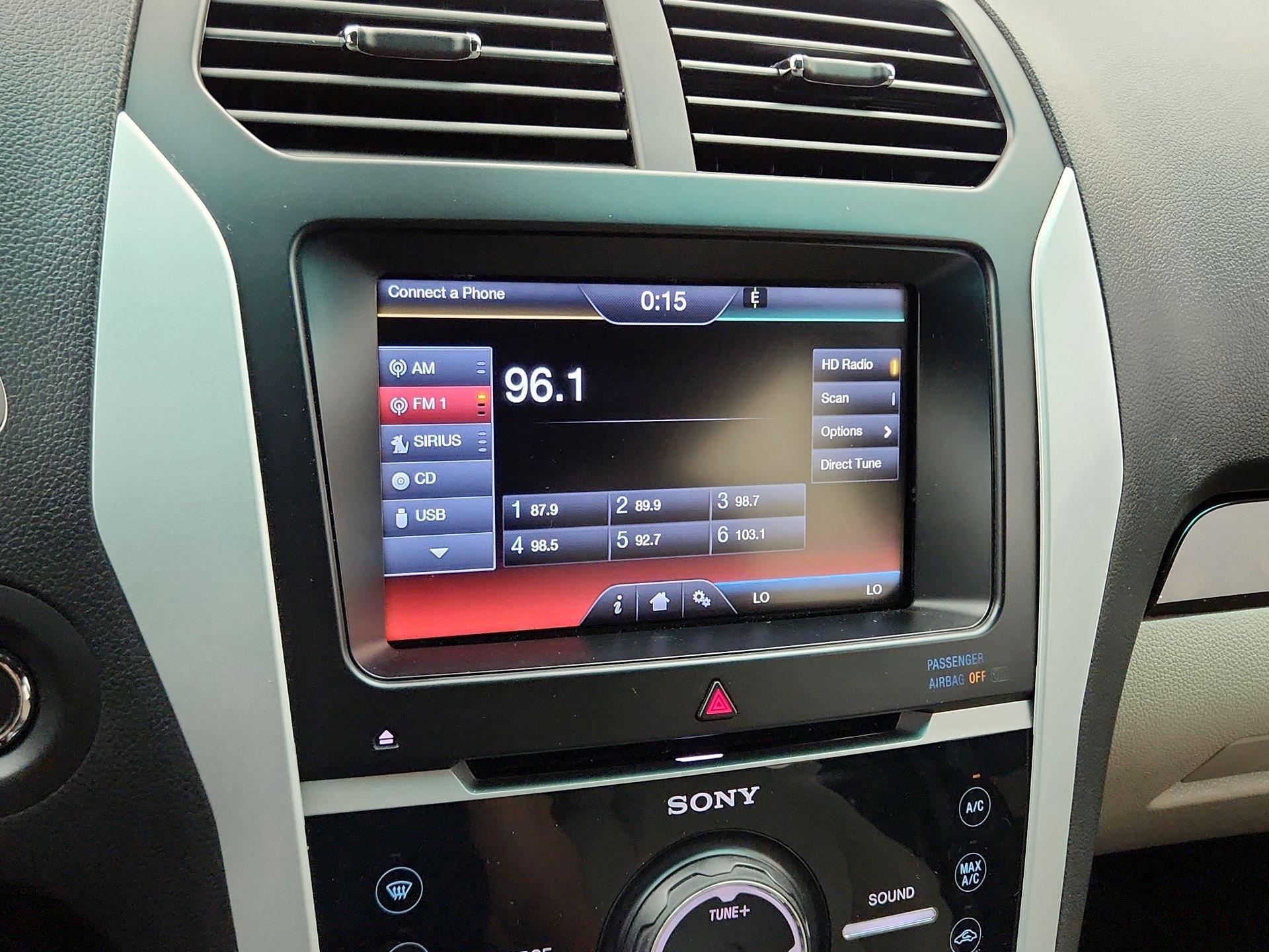 Thumbnail: 2014 Ford Explorer - 16