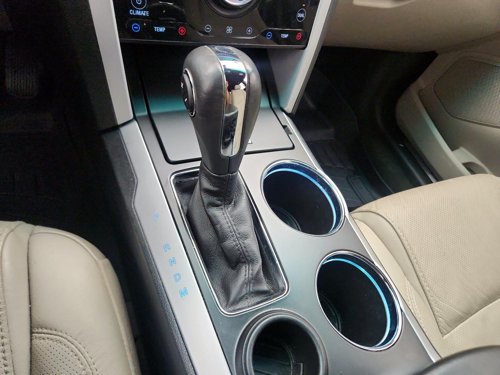 Thumbnail: 2014 Ford Explorer - 18